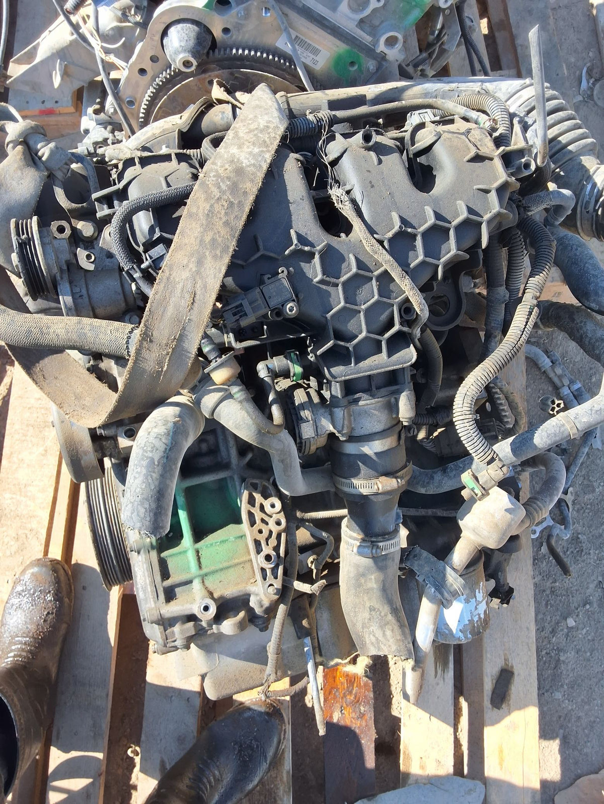 2015-2016 Lincoln MKC 2.0L Engine