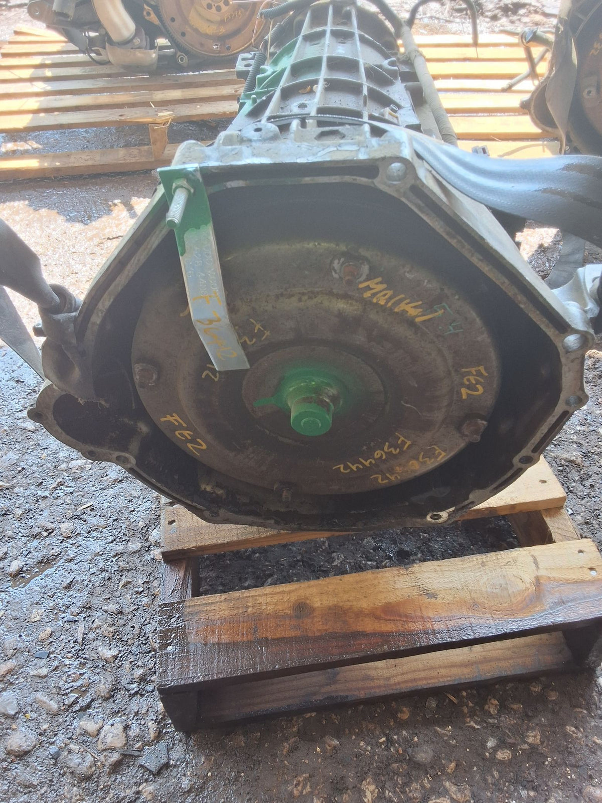 1999 Ford F250 AT, (4R100), 8-330 (5.4L), 4x2 SOHC) Transmission