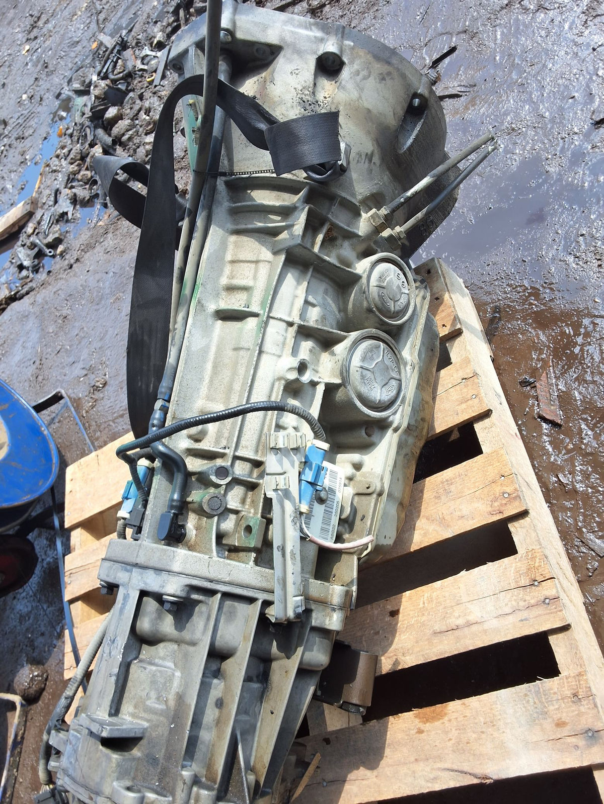 2004-2005 Ford Explorer 5-speed Automatic 4WD Transmission