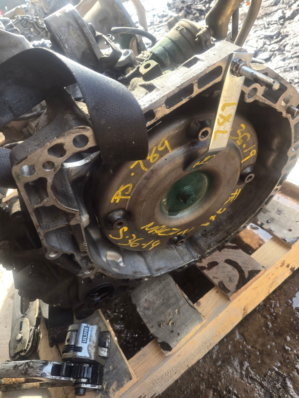 2003-2004 Nissan Altima AT, 2.5L (4 cylinder), (non-locking differential) QR25DE) Transmission