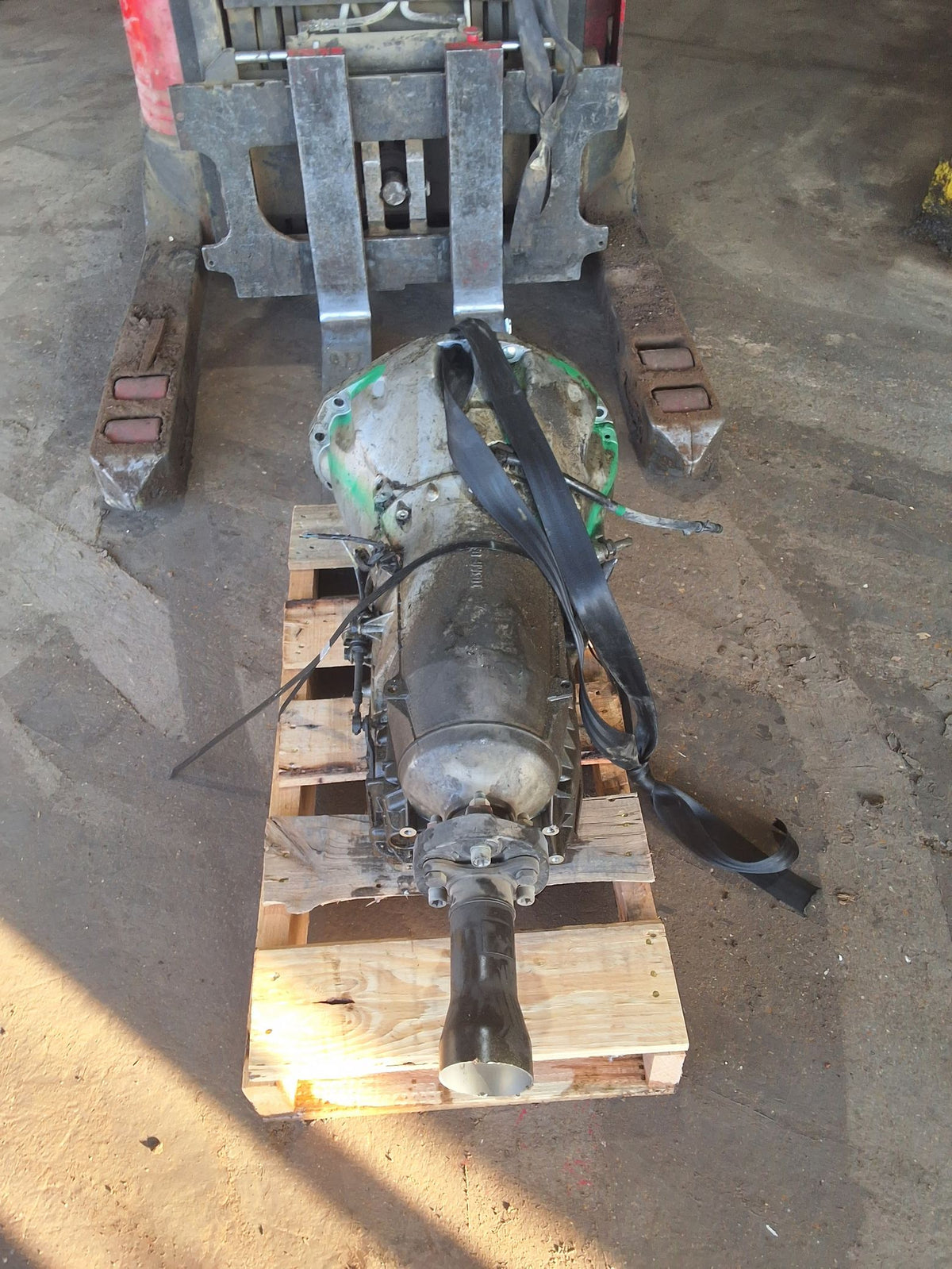2011 Chrysler 300 5-SPEED AUTO W5A580 TRANSMISSION RWD Transmission