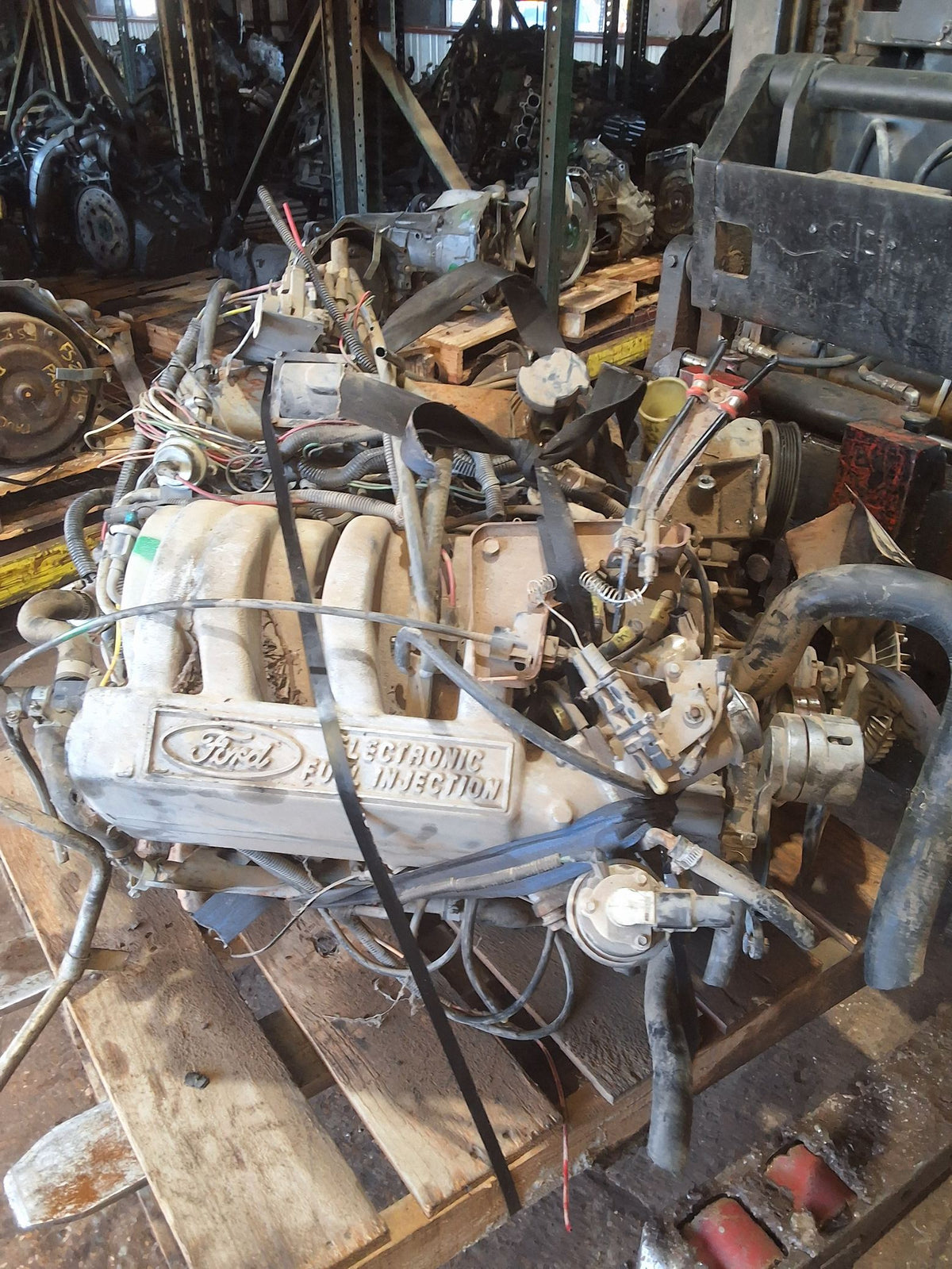 1987-1993 Ford F-150 Series Trucks 5L Engine