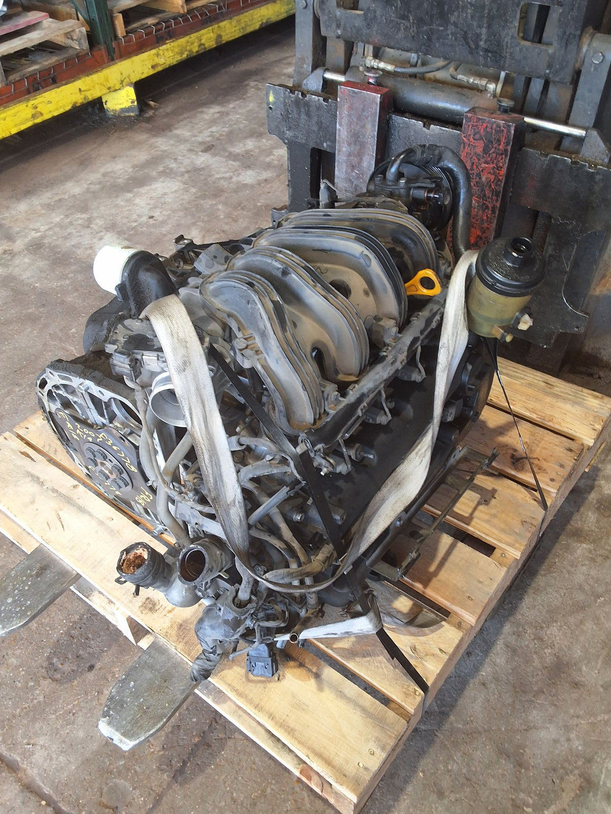 2007 Kia Rondo 2.4L Engine