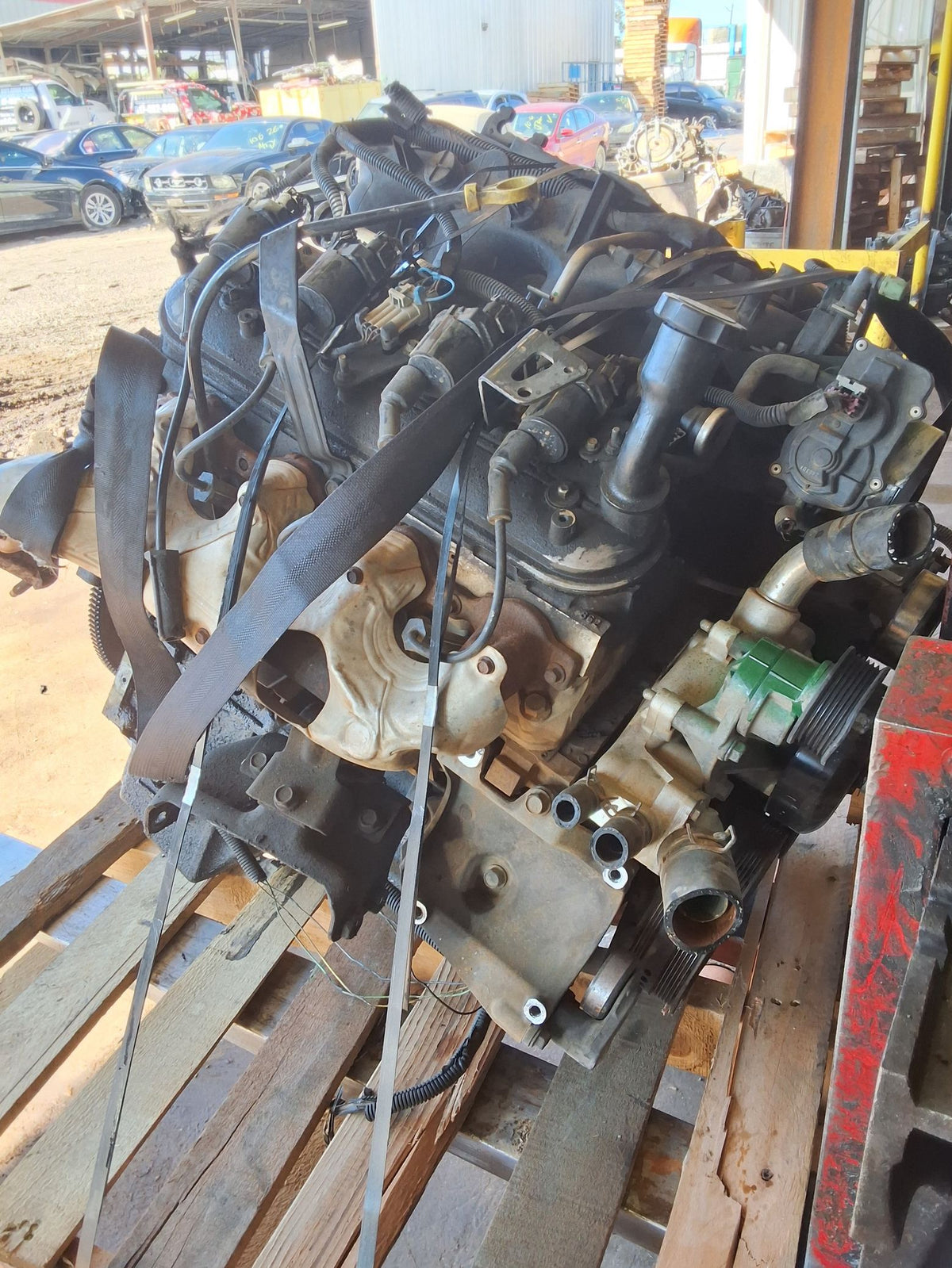 2003-2004 Chevrolet Tahoe 5.3L Engine