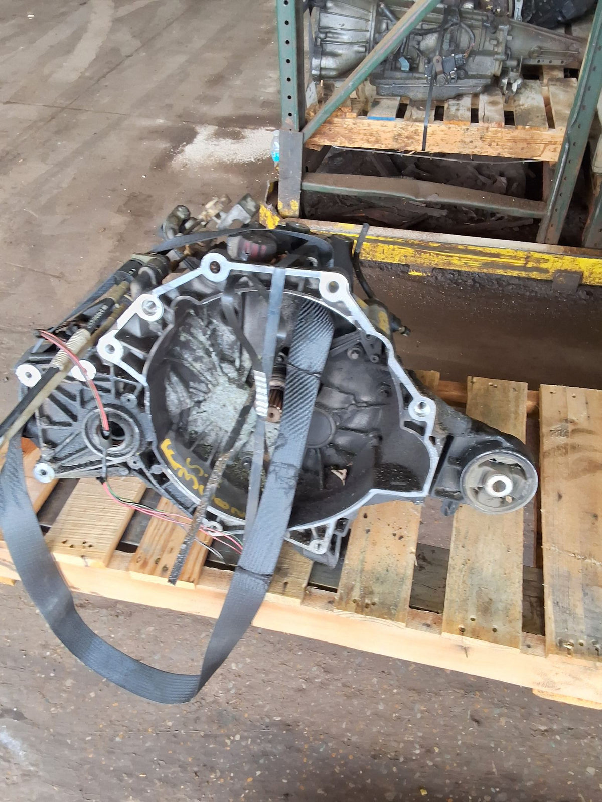 2004 Saturn Vue Manual FWD Transmission