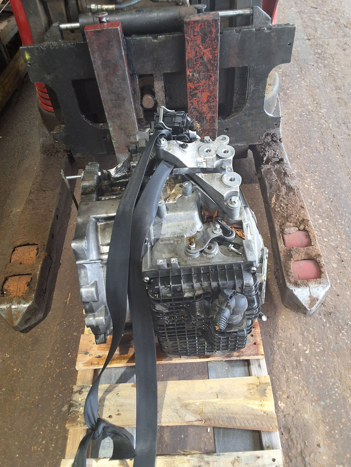2016-2017 Fiat 500 X model 9- Speed Automatic 2.4 L FWD Transmission