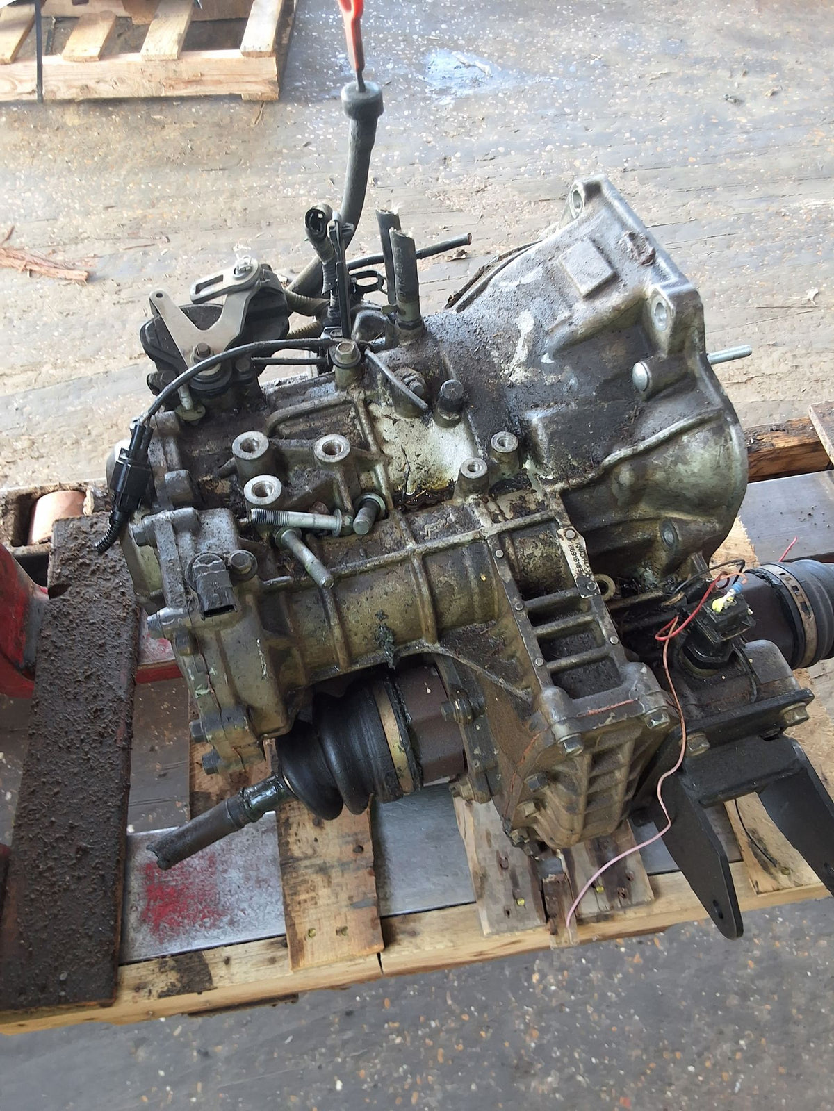 2010-2011 Kia Rio Automatic FWD Transmission