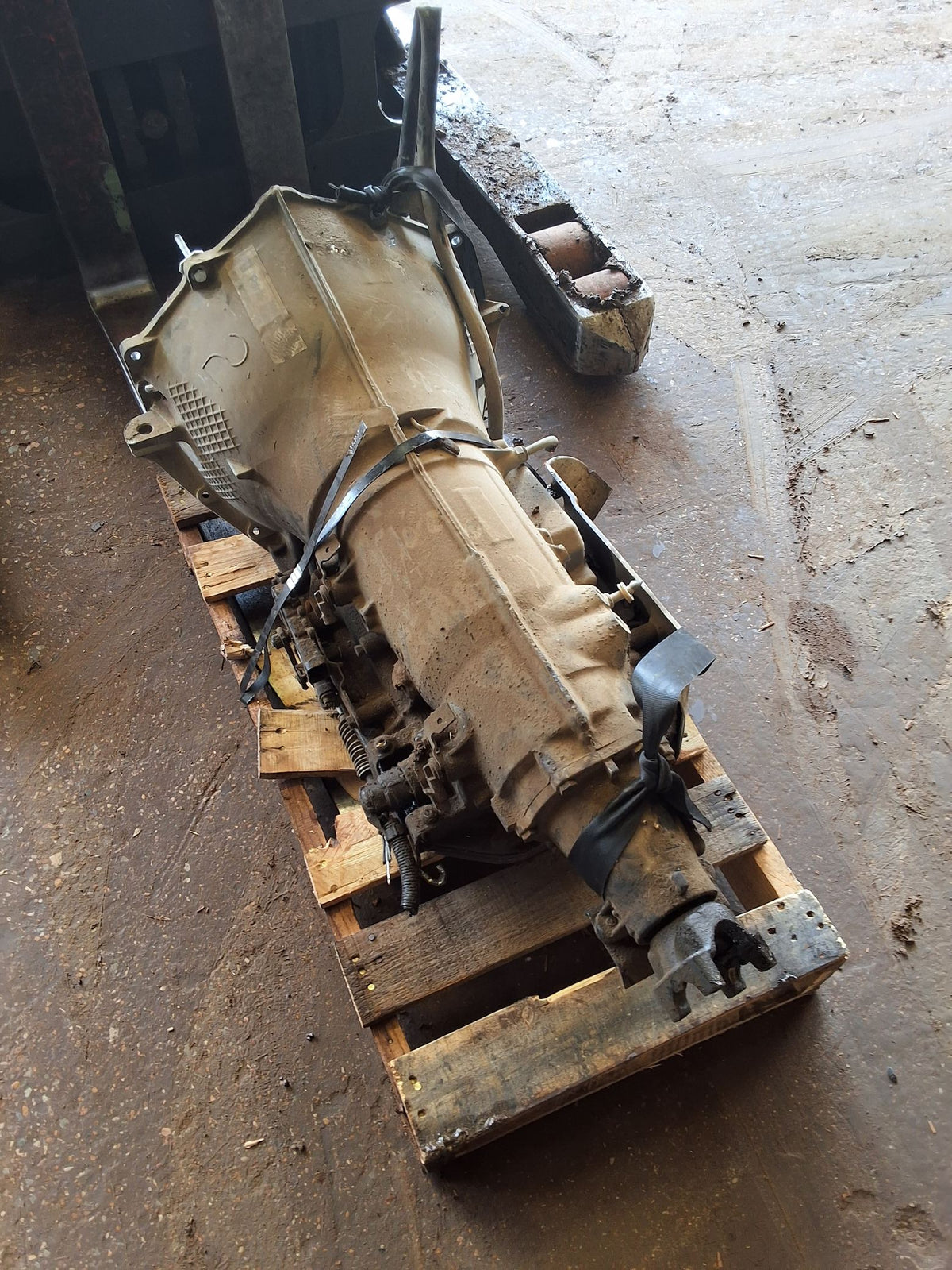 1988-2002 Chevrolet C/K 3500 Manual RWD Transmission