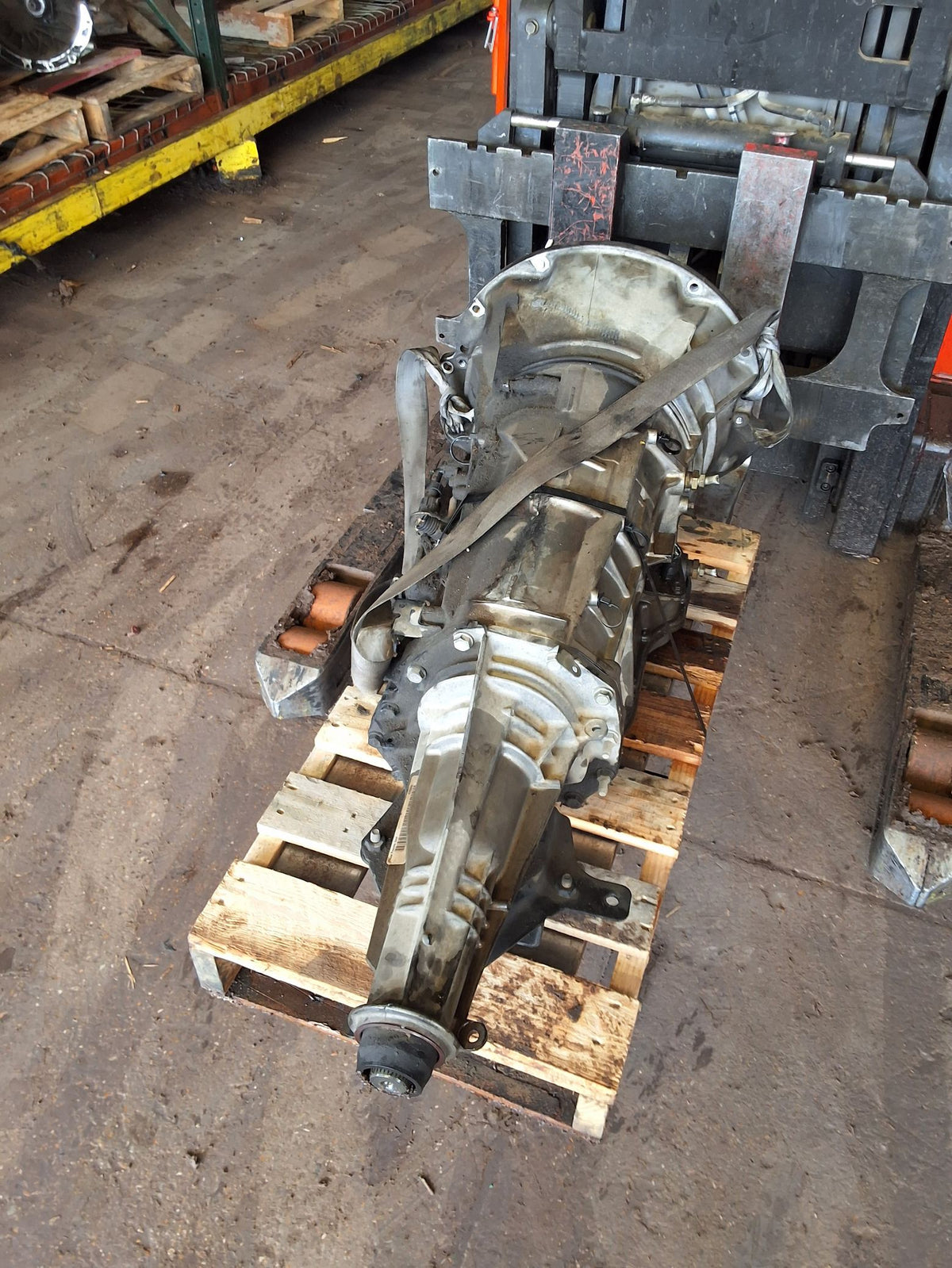 2004-2005 Dodge Ram 1500 5-speed Automatic RWD Transmission