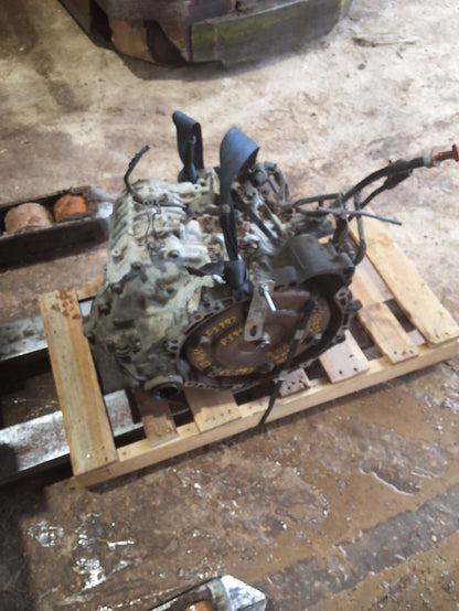 2004-2006 Toyota Sienna automatic FWD Transmission