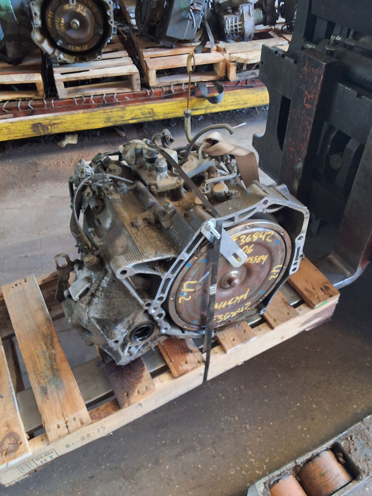 2005-2006 Honda Odyssey 5-speed Automatic FWD Transmission