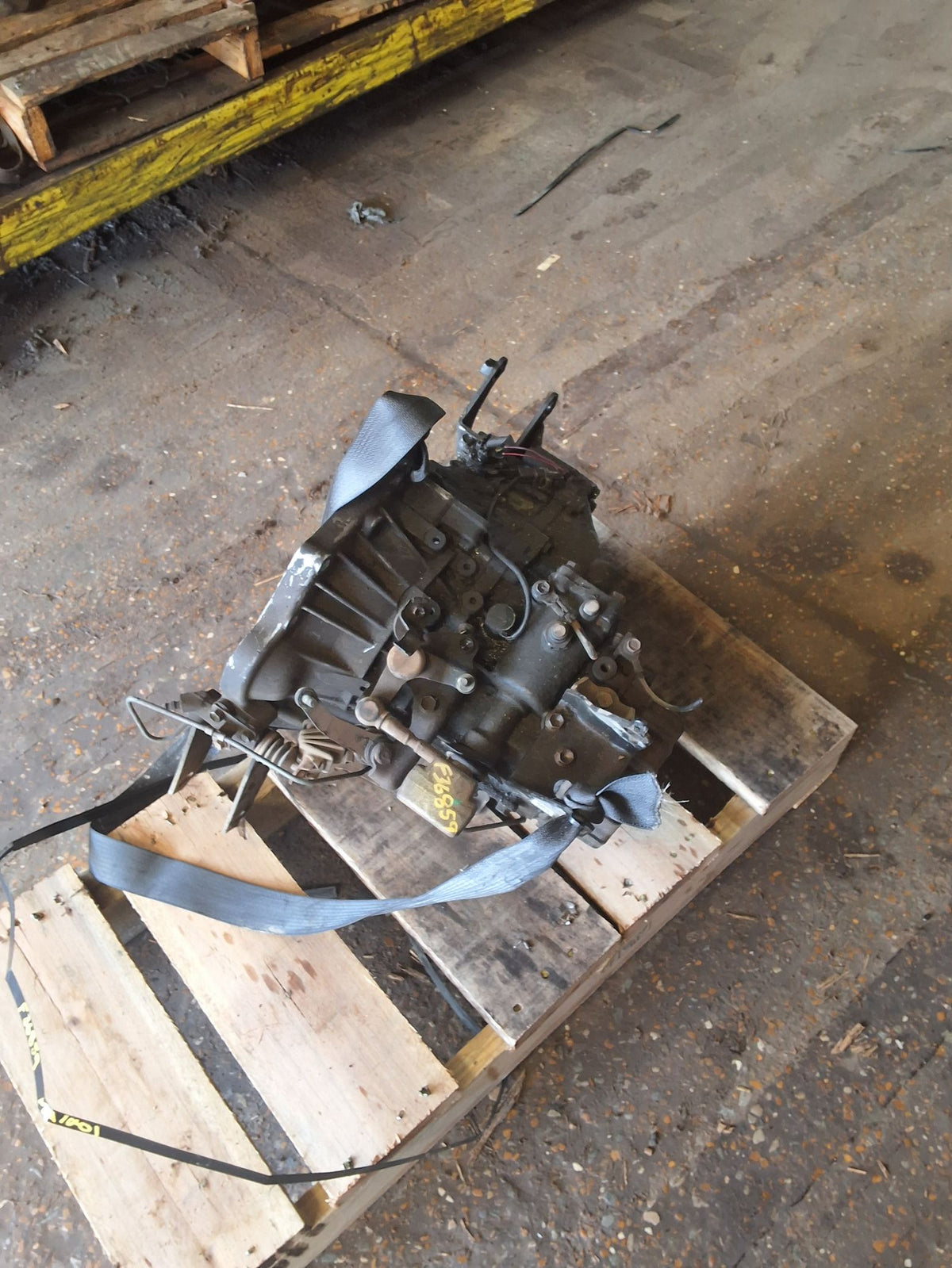 2000-2005 Toyota Celica Manual FWD Transmission