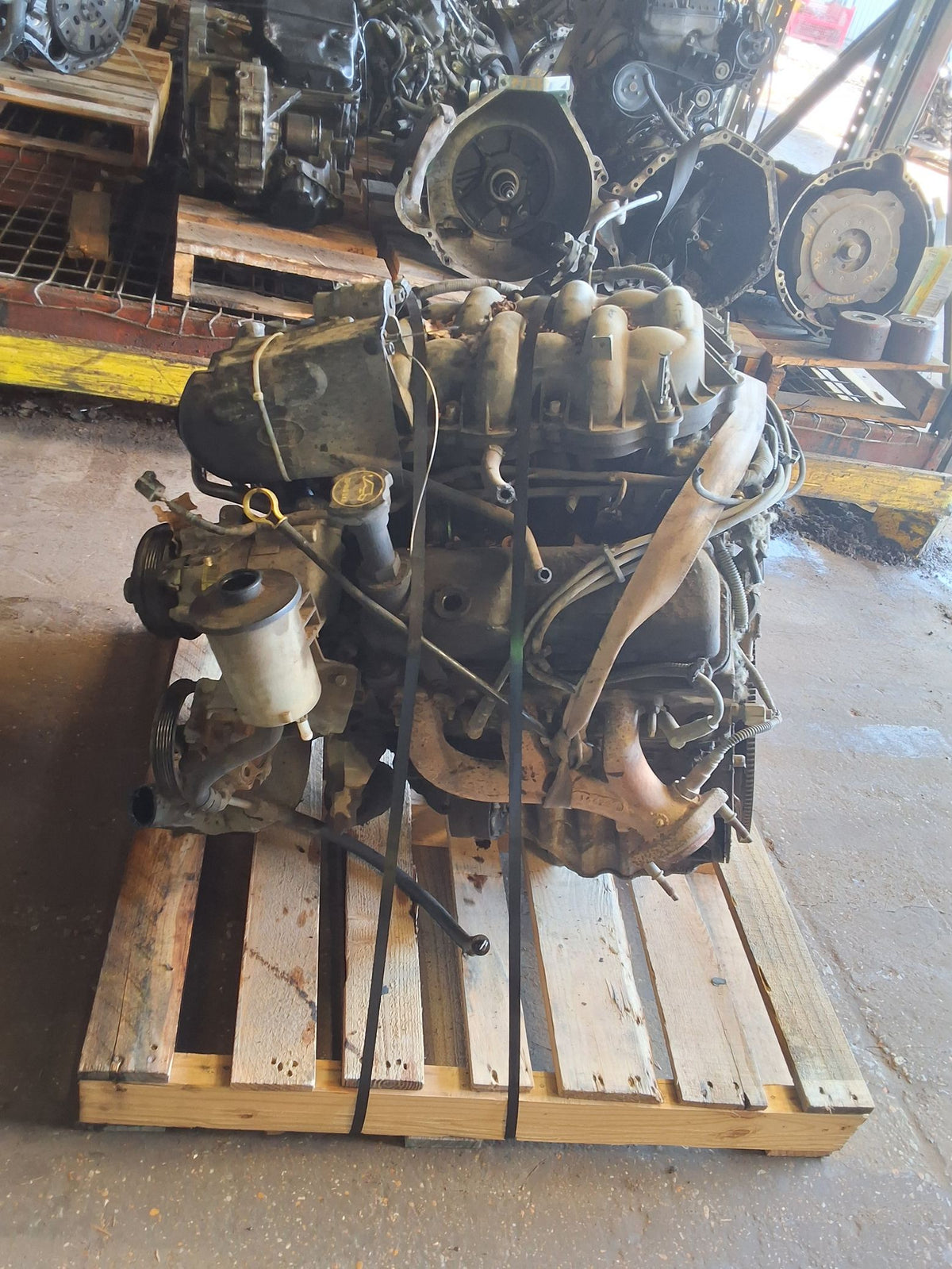 2001-2004 Ford F-150 4.2L Engine