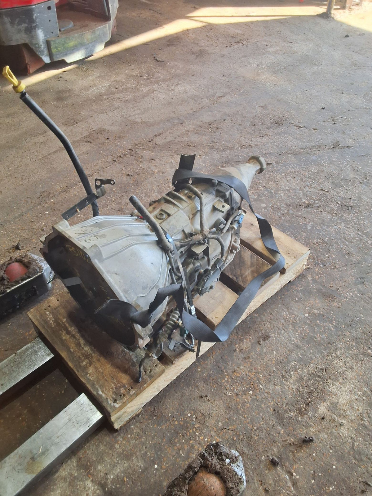 2010-2011 Ford Crown Victoria 4-Speed Automatic-RWD 4.6L Automatic RWD Transmission
