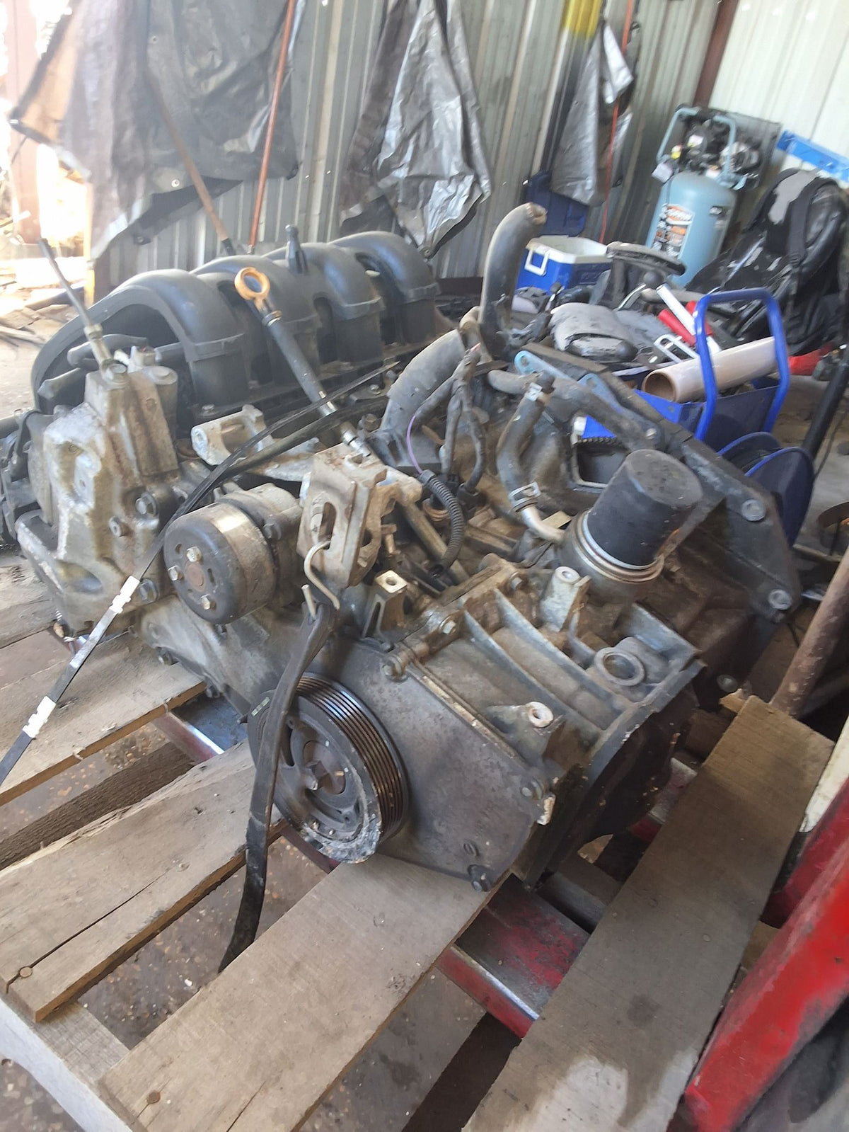 2013-2014 Nissan Versa 1.6L Engine