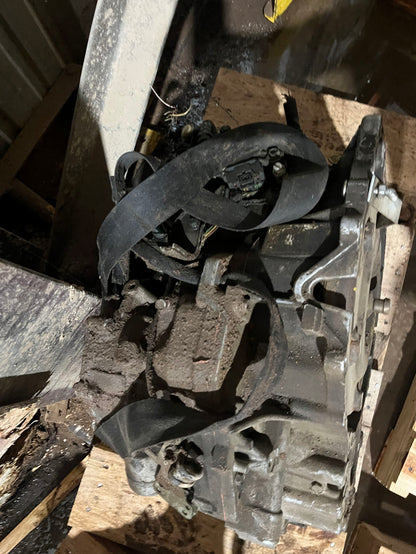 2013 Chrysler 200 Automatic FWD Transmission