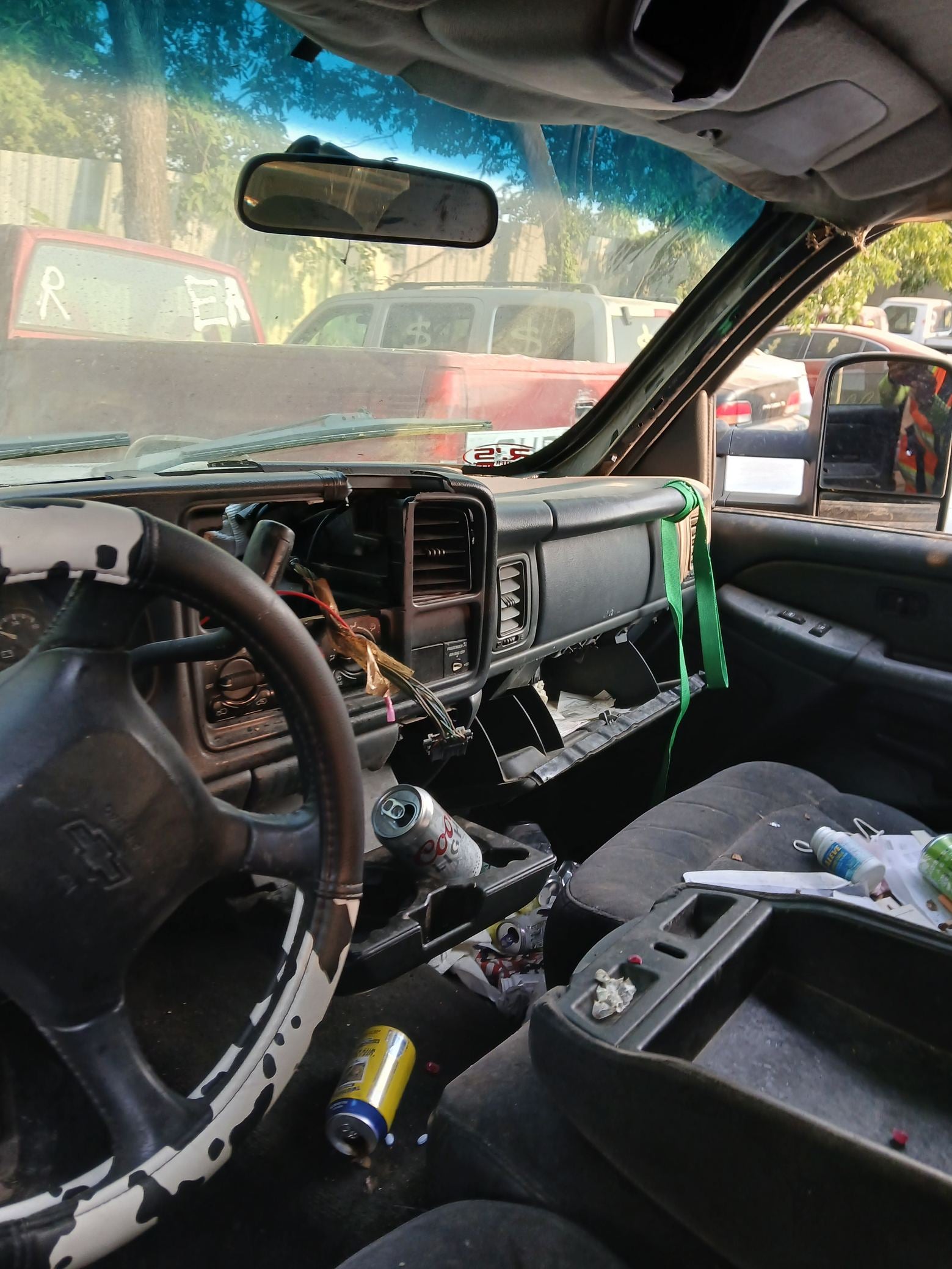 Door Window Switch Front Driver Side 1999 - 2006 Chevrolet Silverado 1500