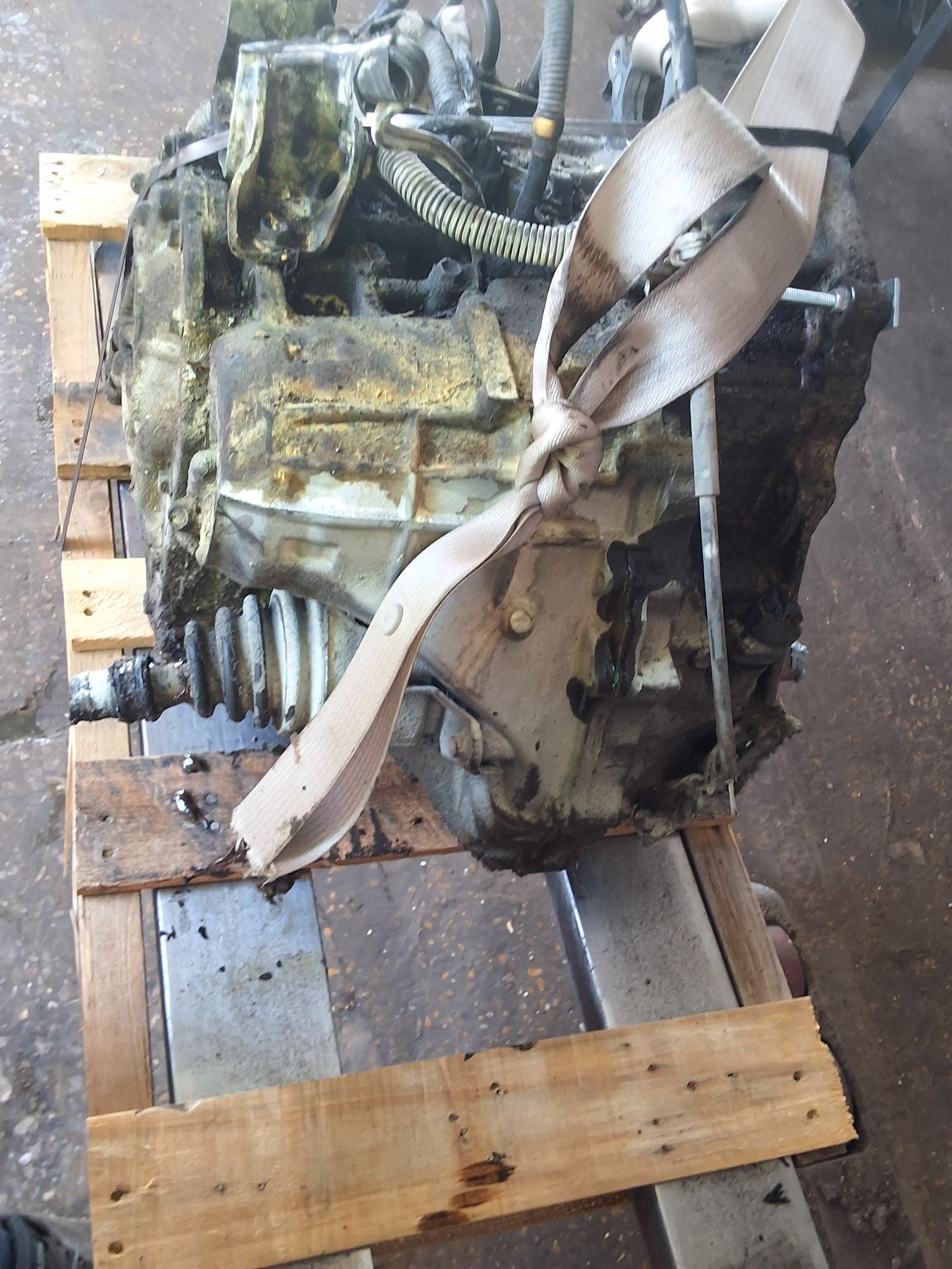 2001-2005 Toyota RAV4 4-speed Automatic FWD Transmission