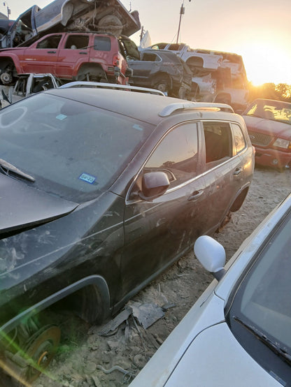 Radio Infotainment Unit 2014 - 2023 Jeep Cherokee