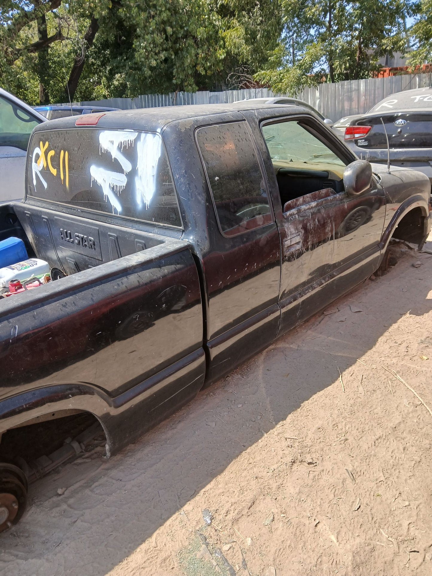 B-Pillar Trim Panel Passenger Side 1994 - 2004 Chevrolet S-10