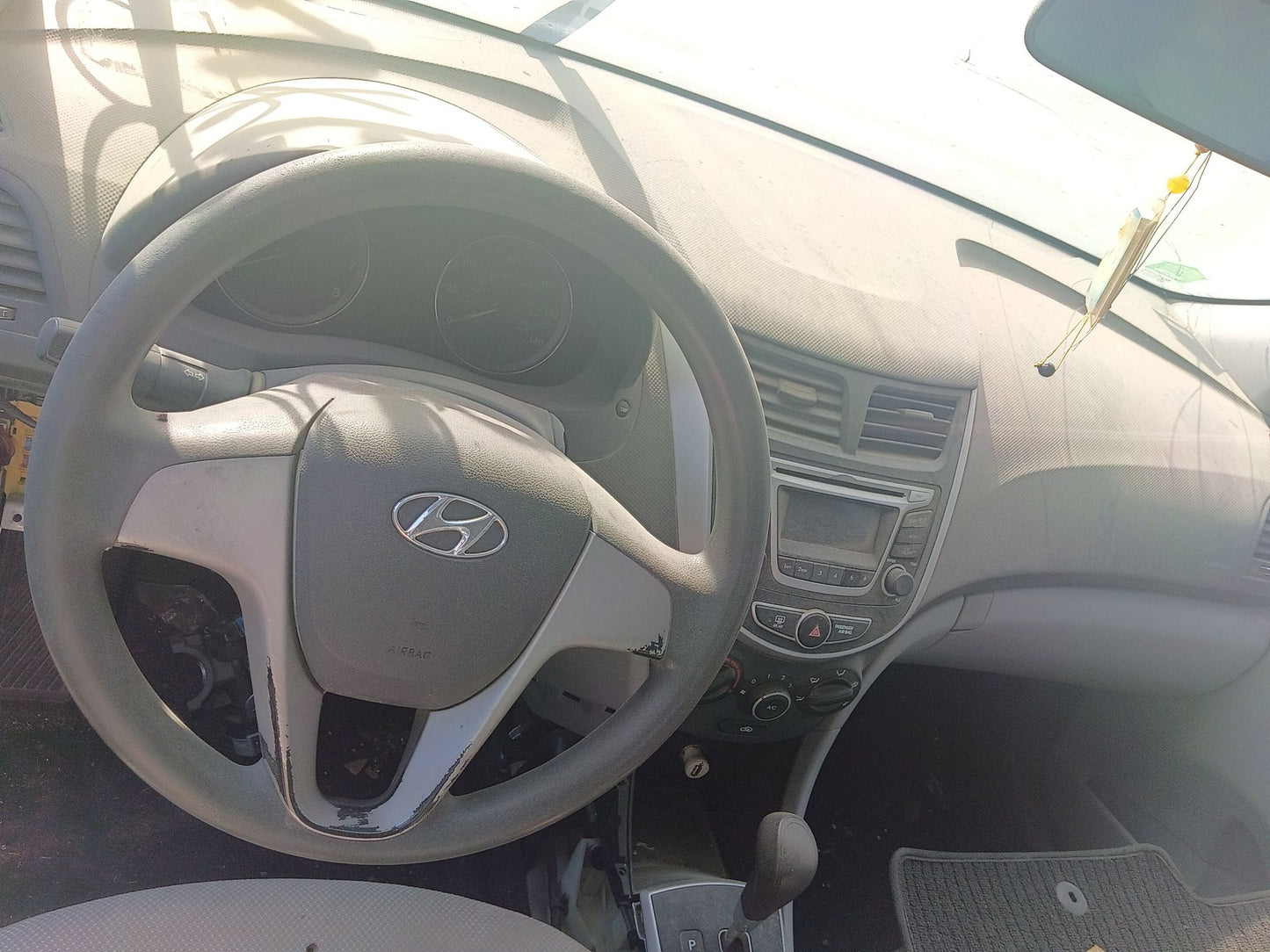 Window Motor Front Passenger Side 2012 - 2017 Hyundai Accent