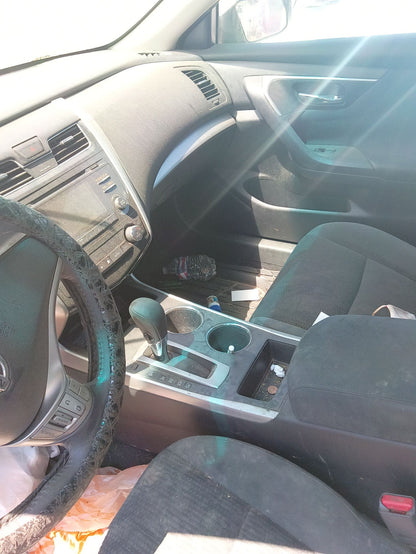 Headlight Driver Side 2013 - 2018 Nissan Altima
