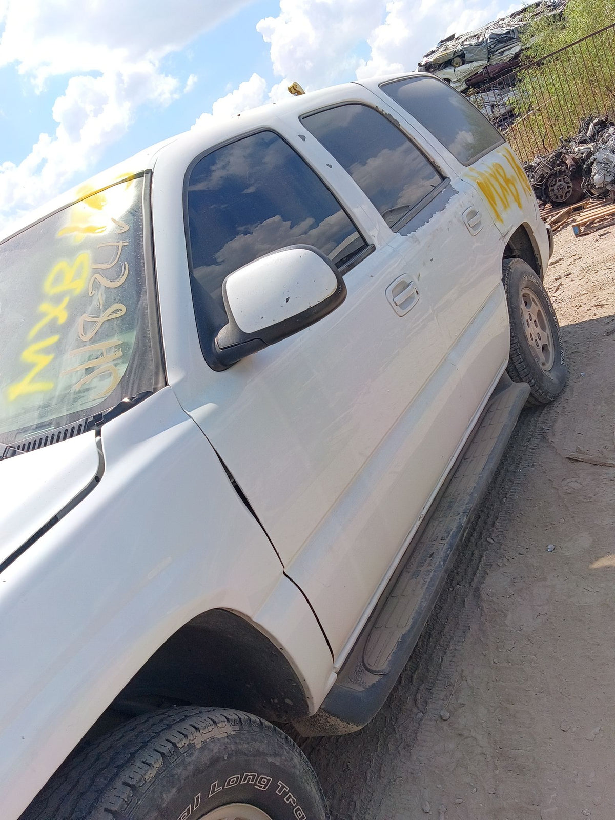 Parking Lamp Front Driver Side 2000 - 2006 Chevrolet Suburban