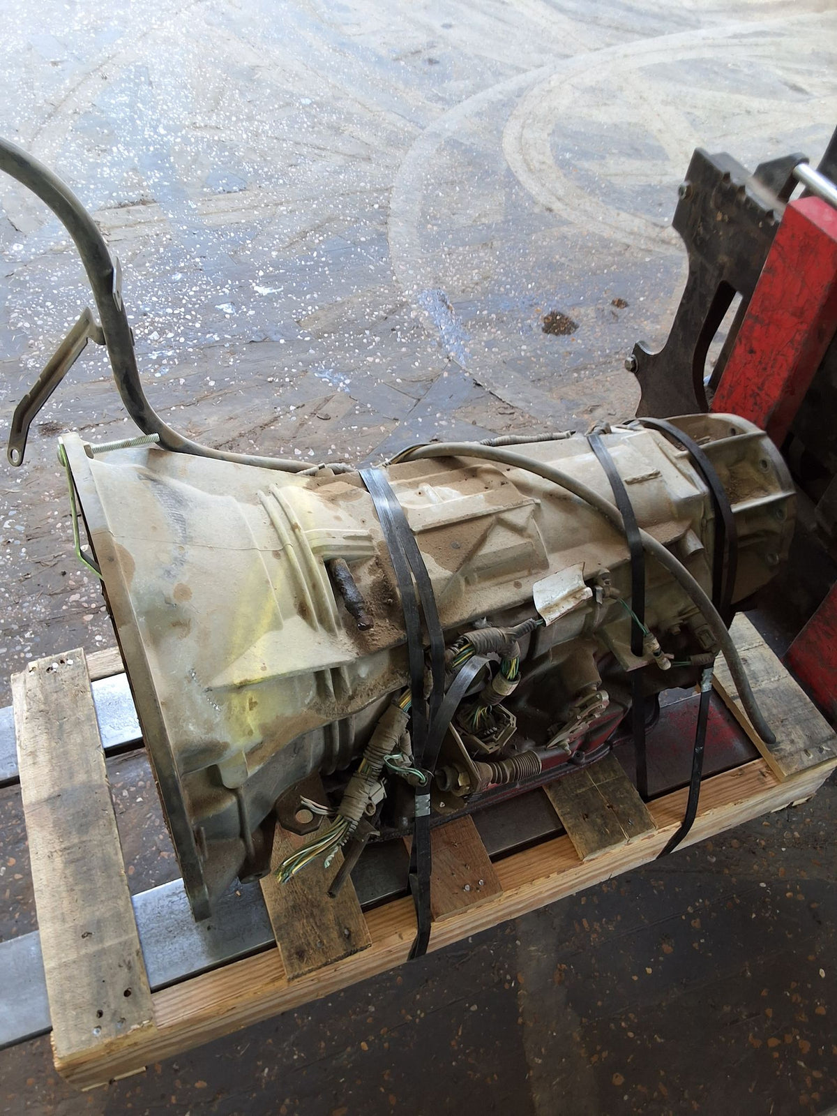 2005-2008 Jeep Commander Automatic - F - 4x4 4WD Transmission