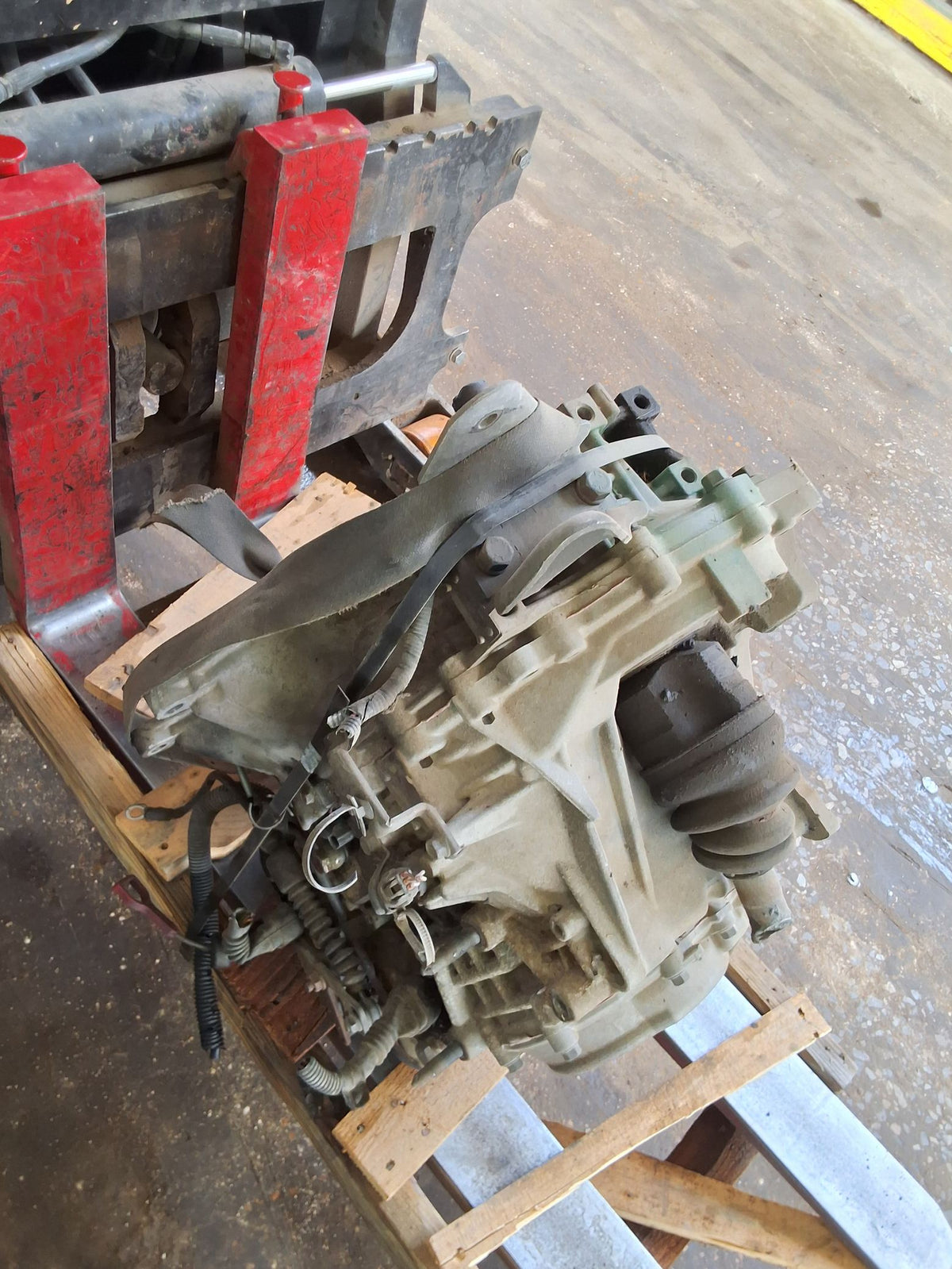 2002-2005 Hyundai Sonata 4-speed Automatic FWD Transmission
