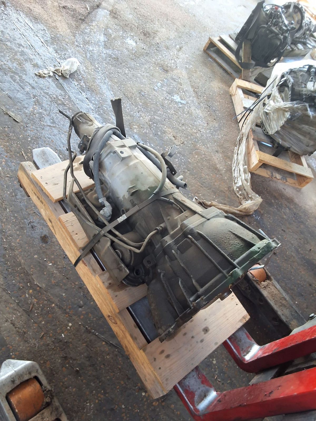 2003-2004 GMC Yukon Automatic 2WD Transmission