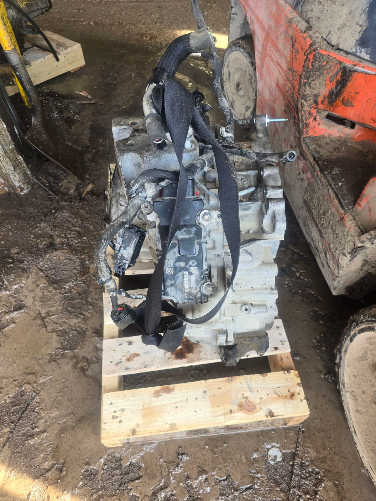 2015 Chrysler 200 9 speed, opt 9HP48), FWD FWD Transmission