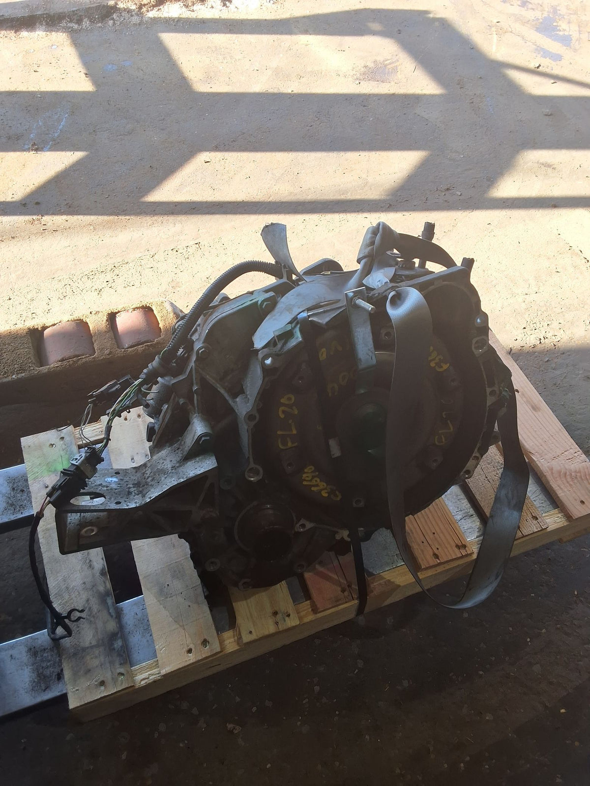 2003-2004 Volvo XC90 Automatic AWD Transmission