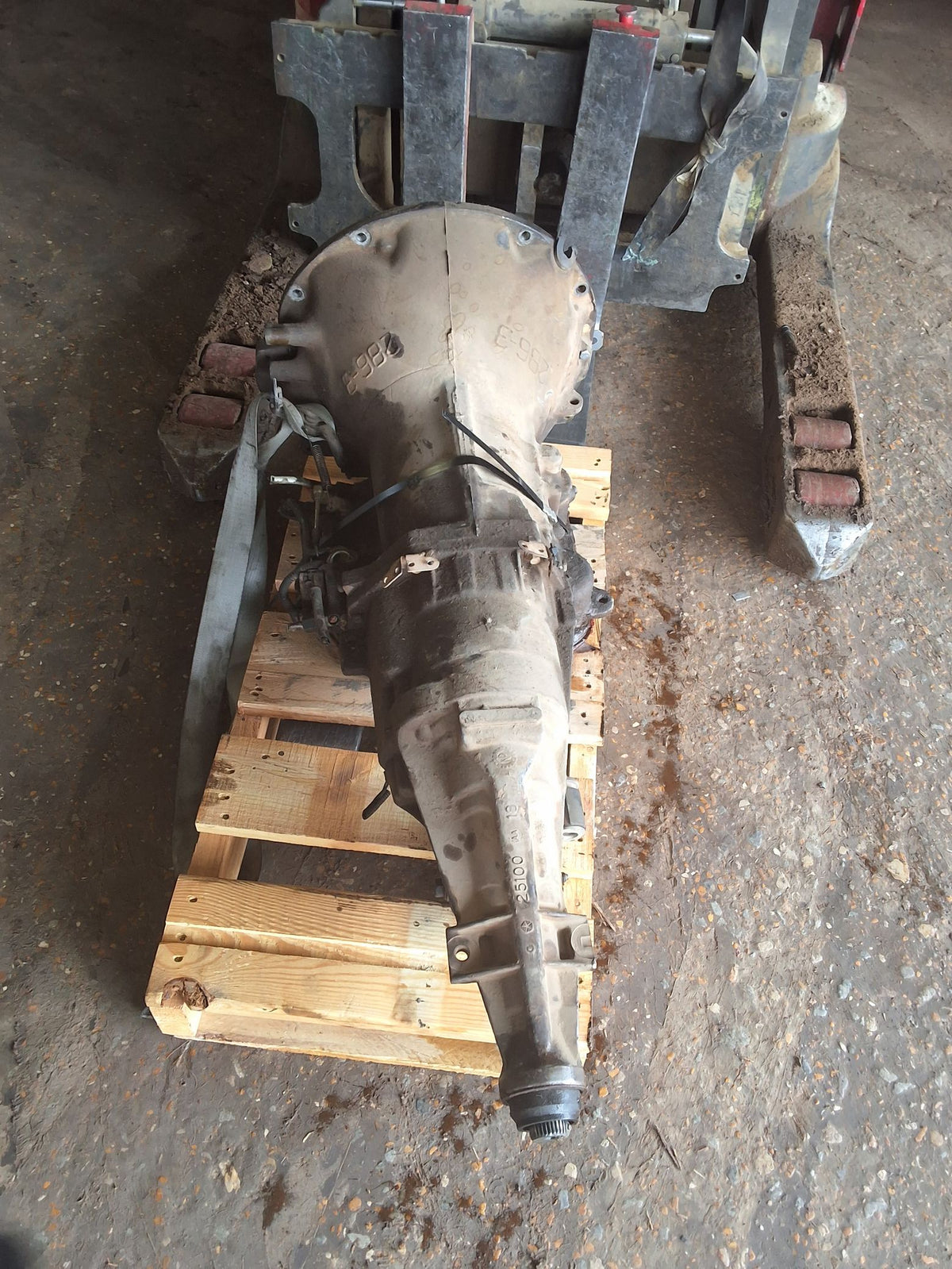 2000-2001 Dodge Ram 1500 4-speed Automatic RWD Transmission