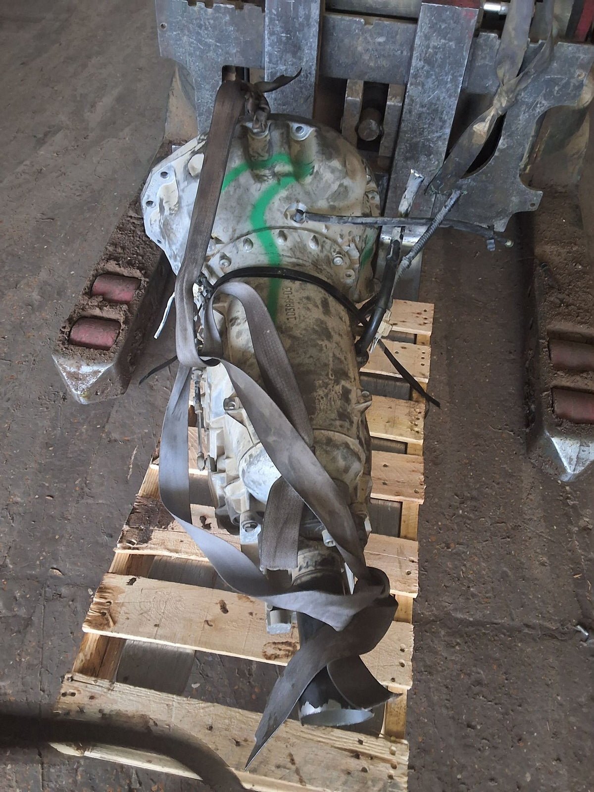 2011 Dodge Charger 5-Speed Automatic RWD Transmission