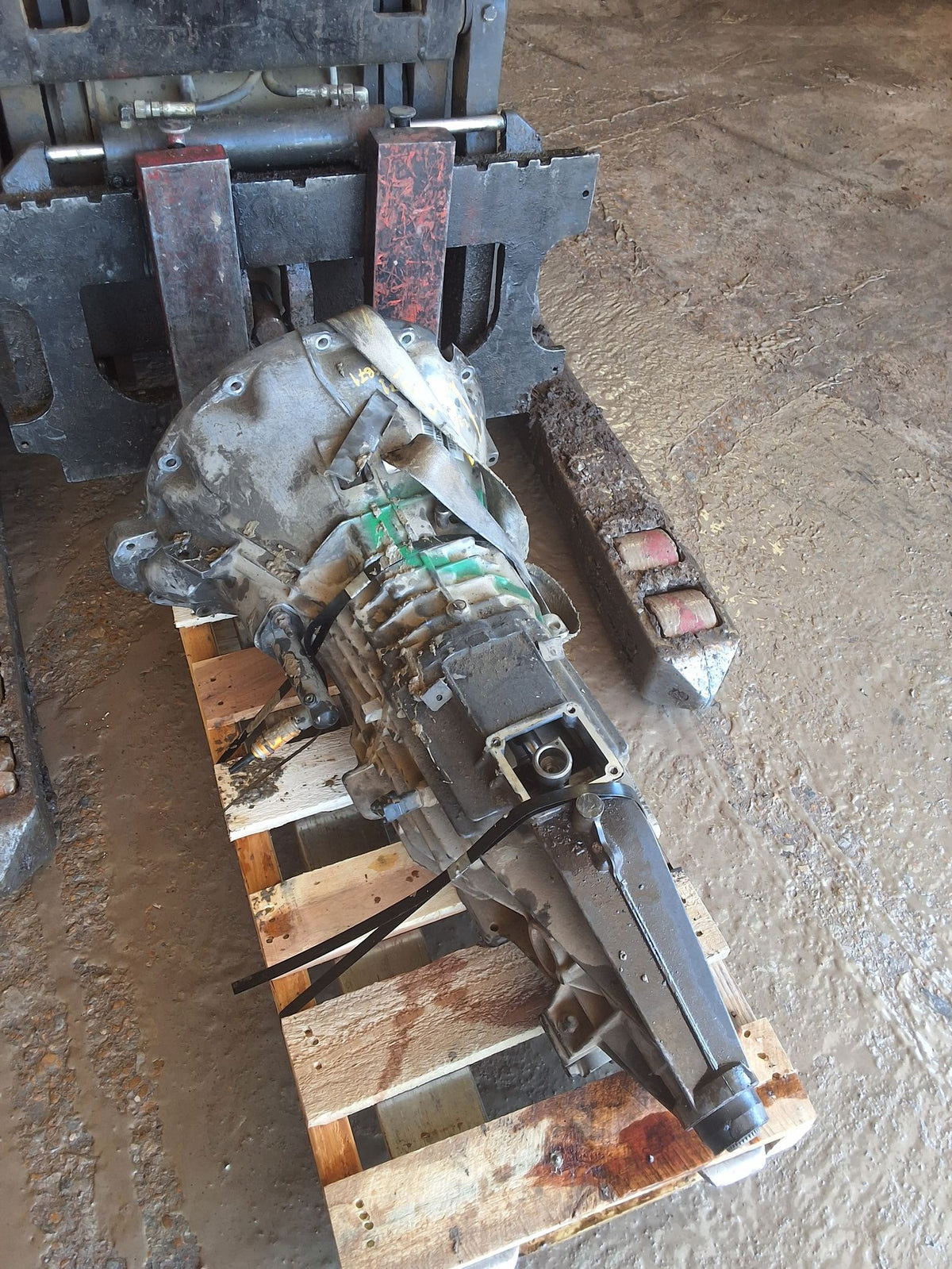 2001-2003 Dodge Dakota 5-Speed Automatic,RWD RWD Transmission