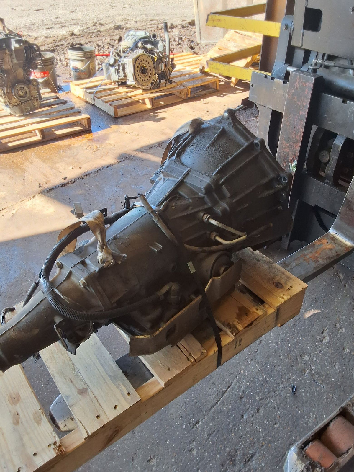 2003 Chevrolet Tahoe 4-speed Automatic RWD Transmission