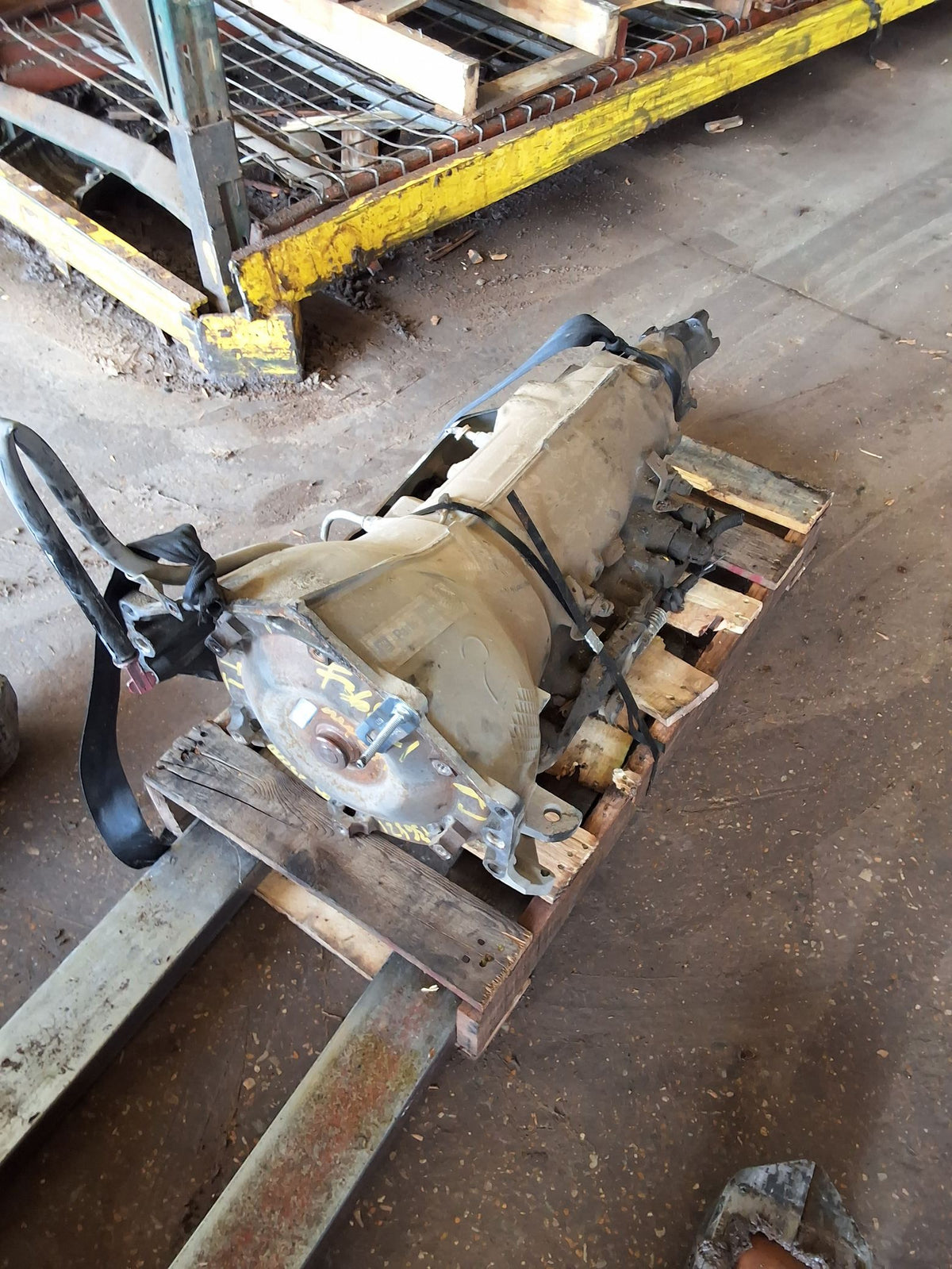 1988-2002 Chevrolet C/K 3500 Manual RWD Transmission