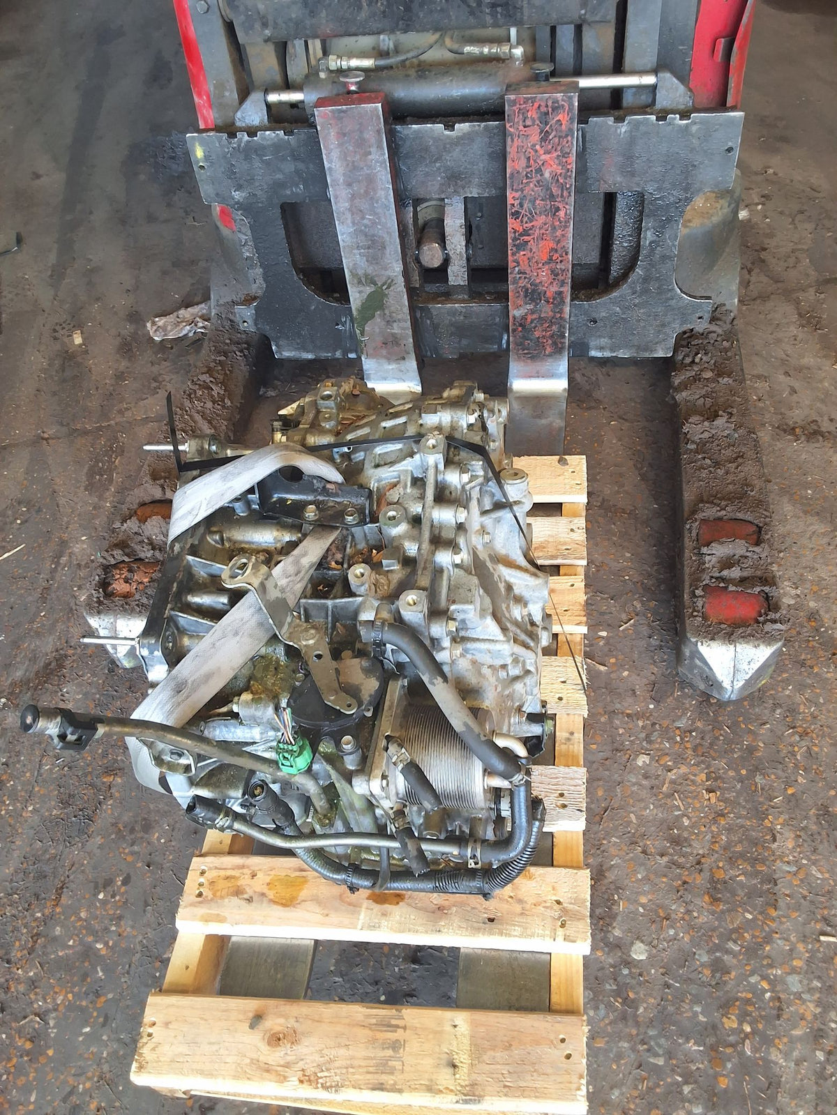 2011-2013 Nissan Rogue AT, (CVT), 4x2 (FWD) 2.5L L4 DOHC 16V Transmission