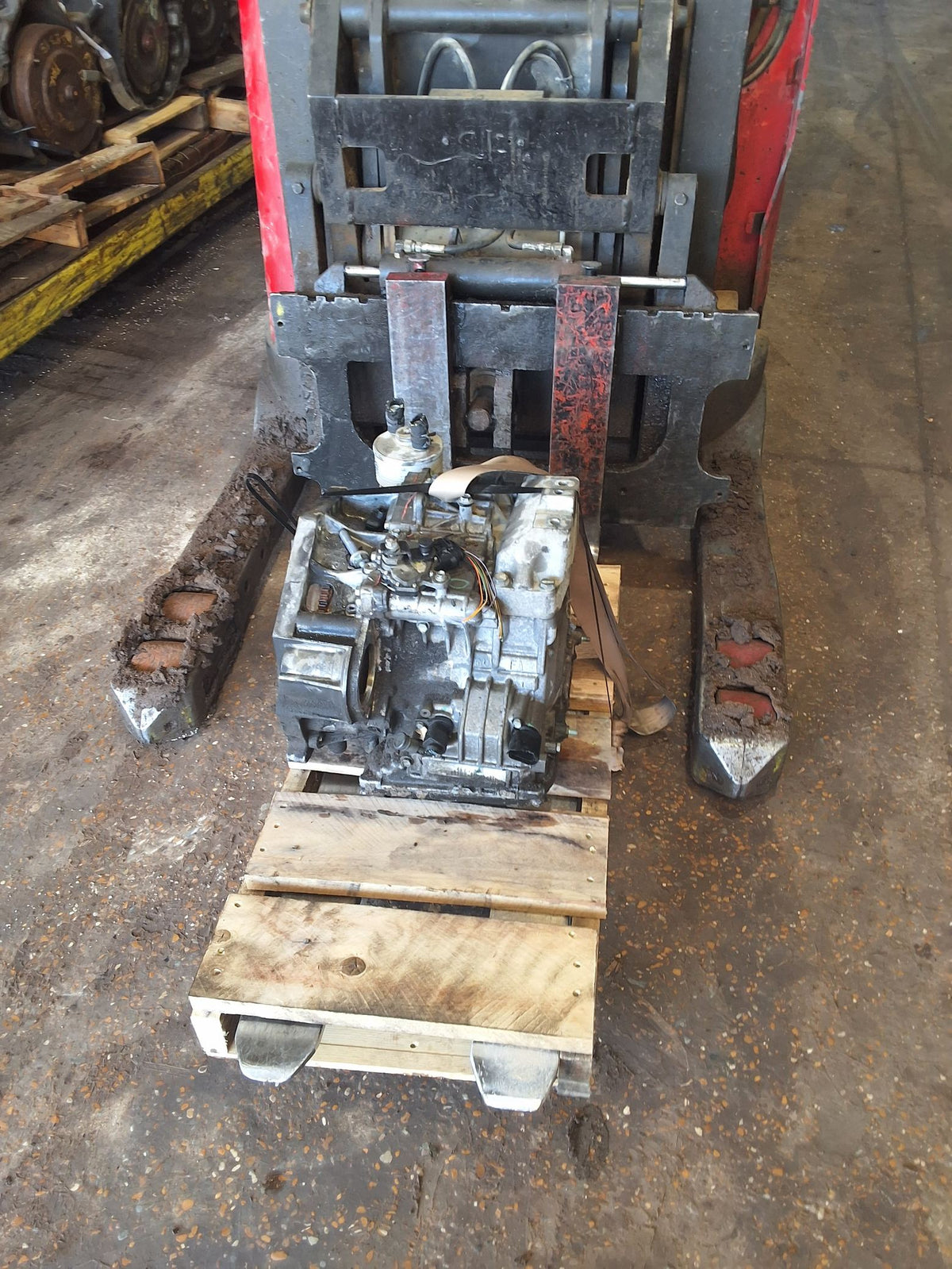 2003-2005 Volkswagen New Beetle 5-speed Automatic FWD Transmission