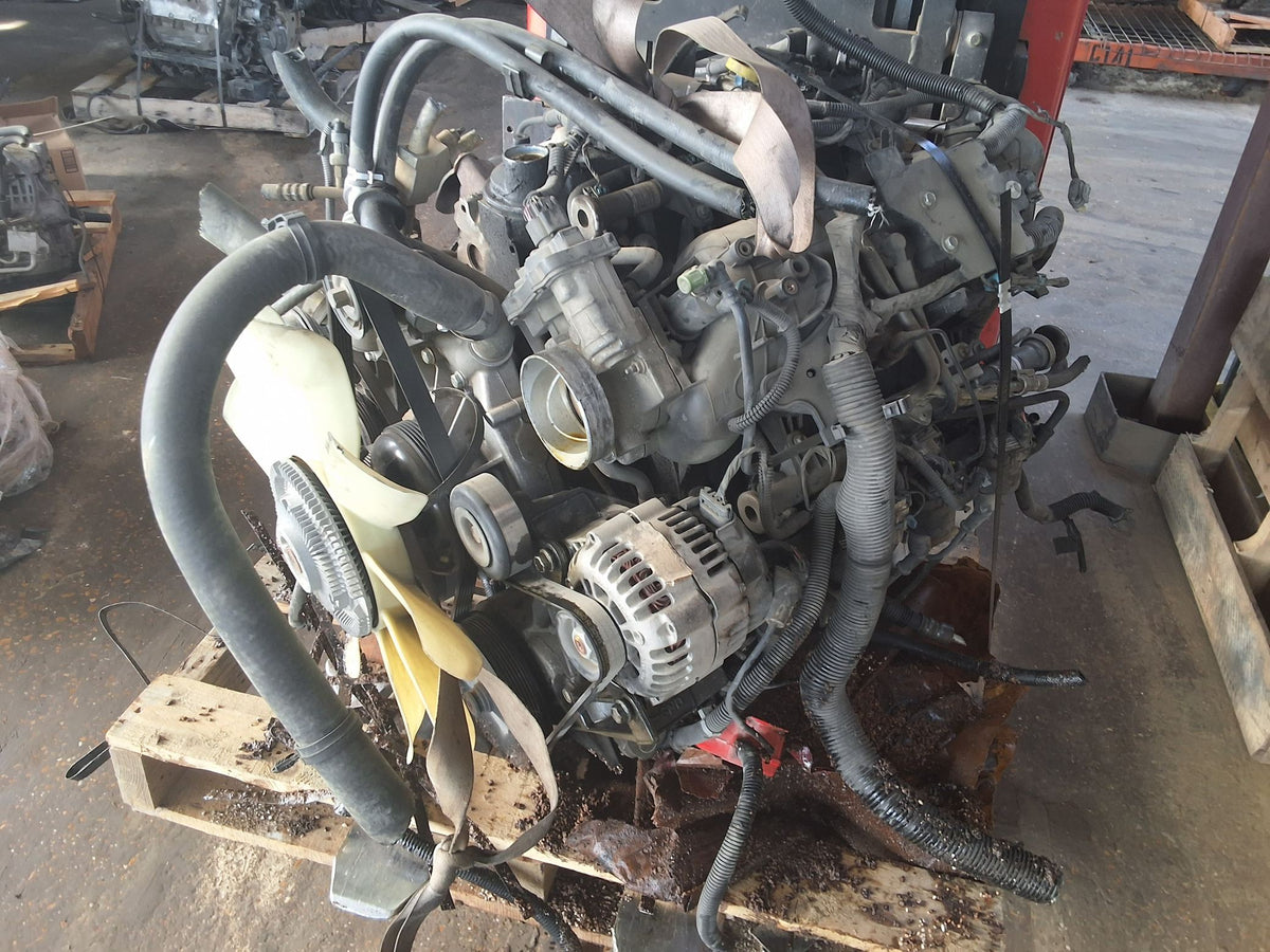 2003-2004 Chevrolet Suburban 5.3L Engine