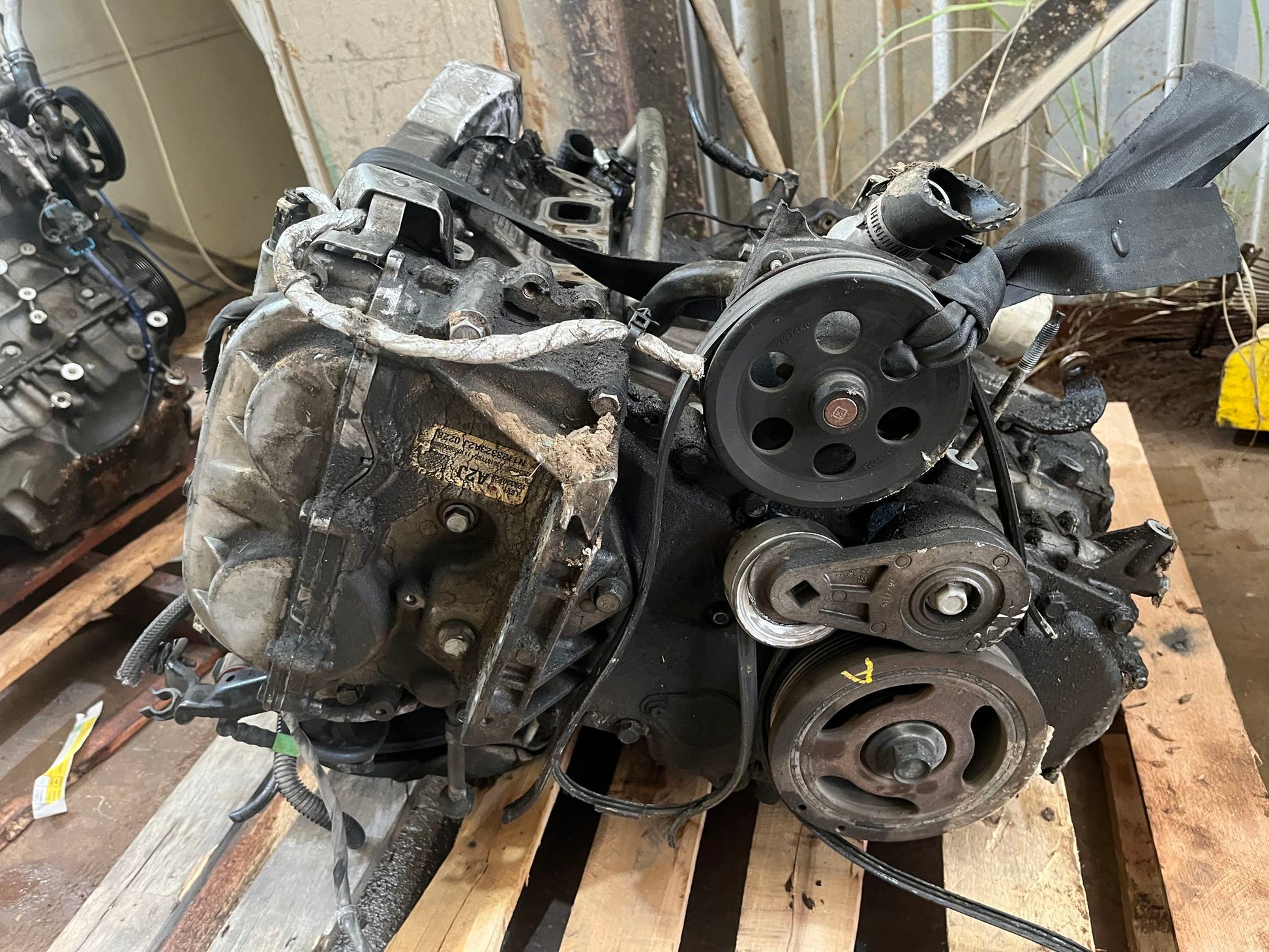 2000 BMW 323I 2.5 L Engine