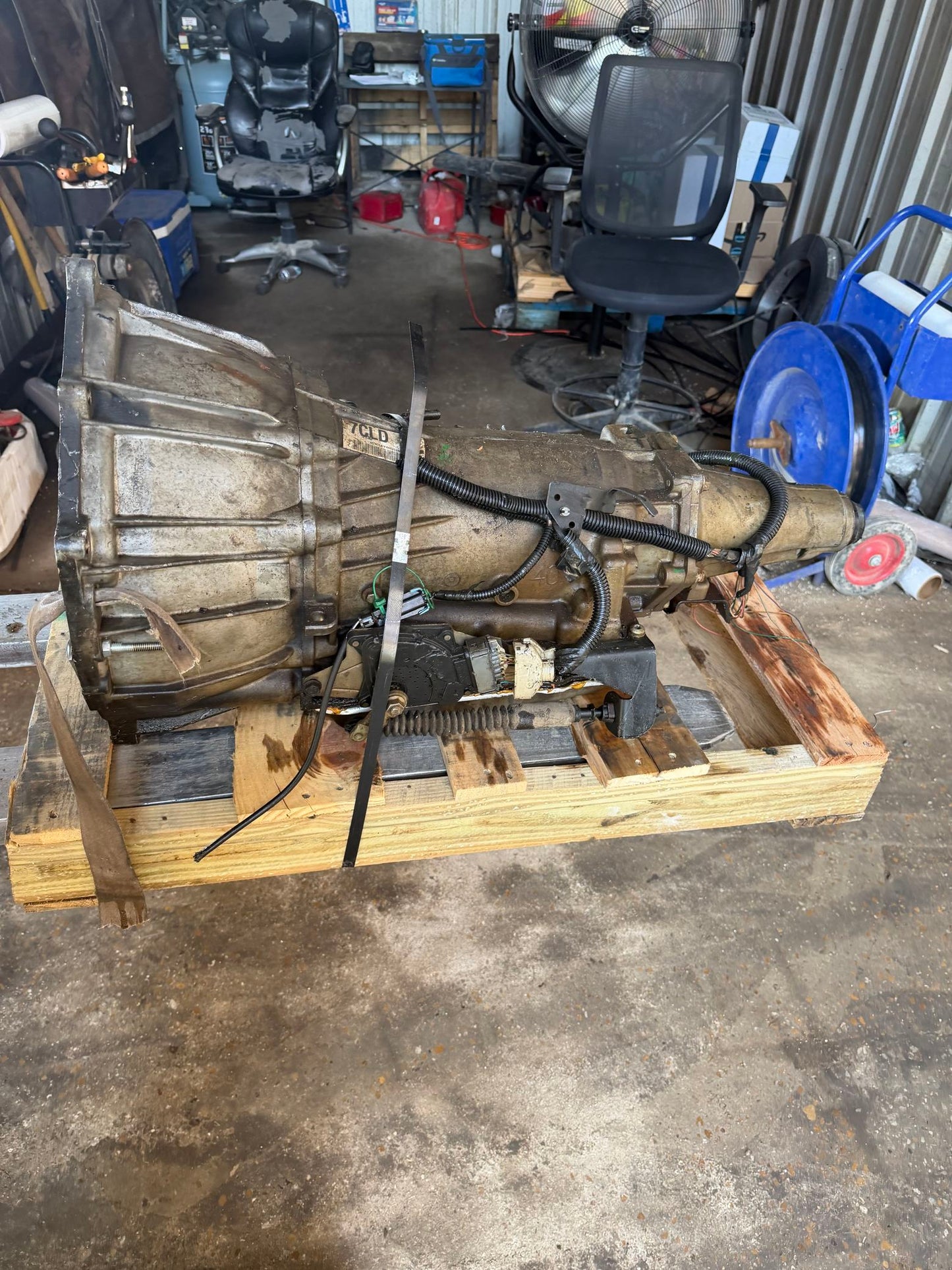 2007 Chevrolet Suburban AT, 5.3L, 4x2 opt LY5) Transmission