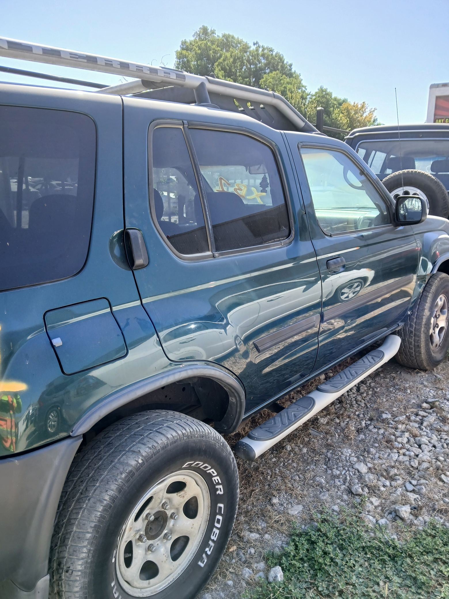 Grille 2000 - 2004 Nissan Xterra