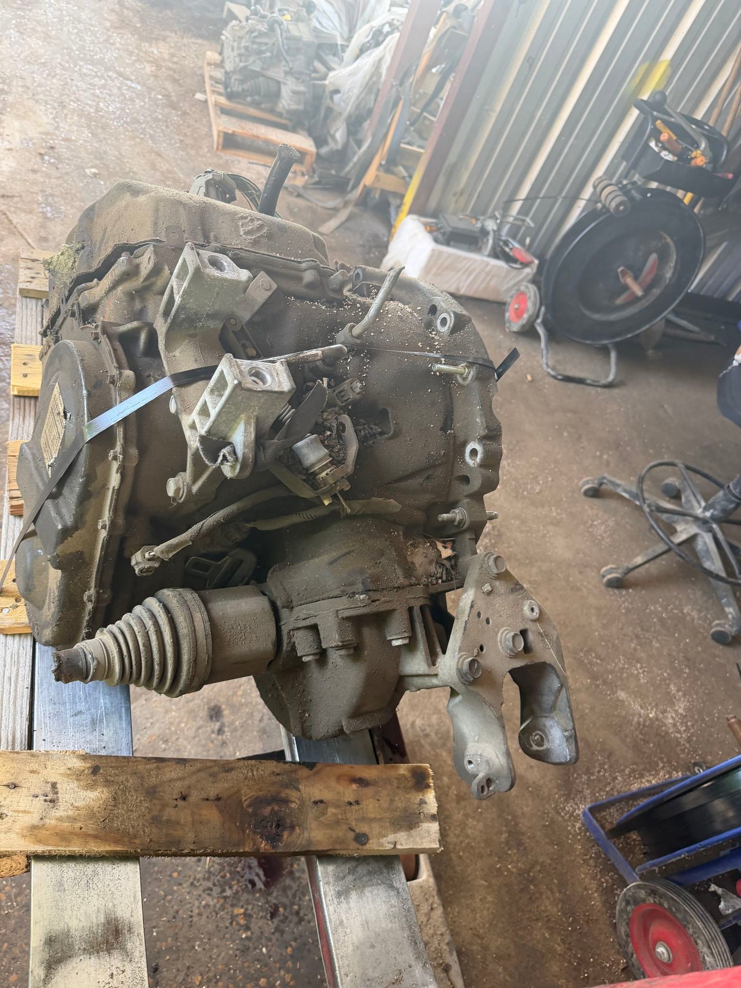 2011 Dodge Caravan AT, (3.6L, 6 speed, auto-stick) 8th digit) Transmission