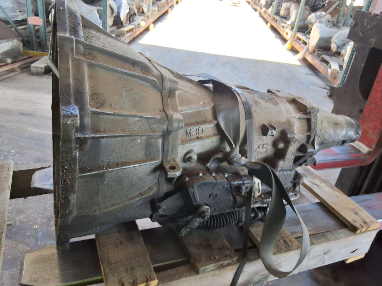 1998 Chevrolet Blazer AT, 4x2 8th digit) Transmission