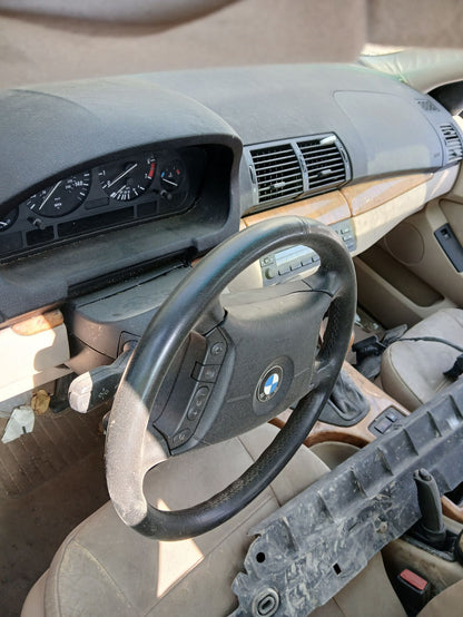 Knuckle Hub Front Driver Side 2000 - 2006 BMW X5