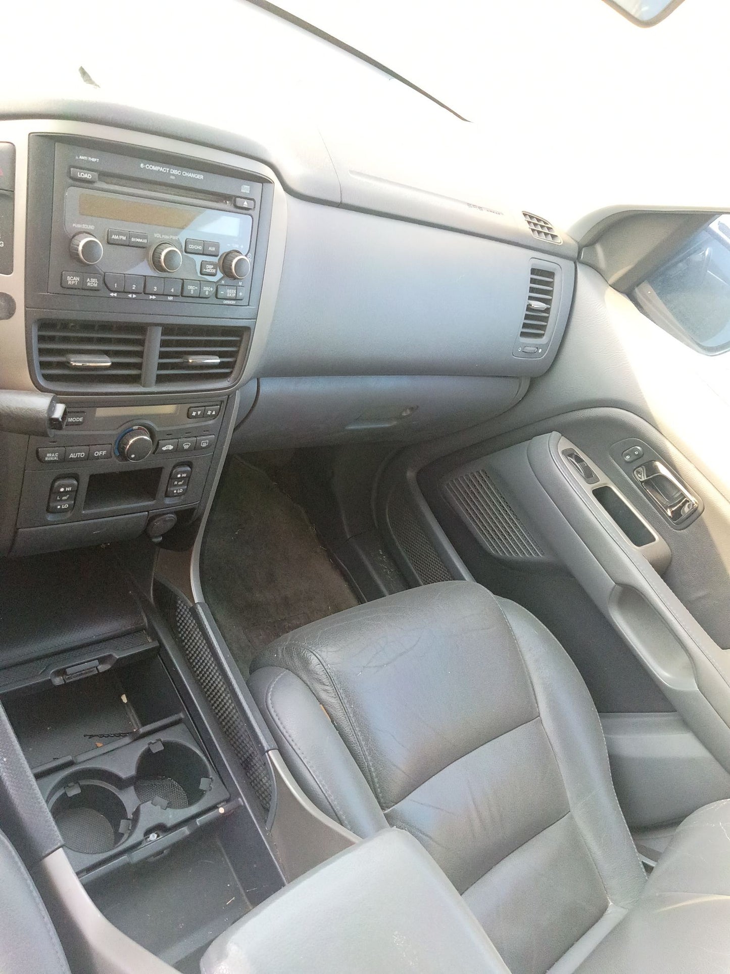 Quarter Window Glass Driver Side 2003 - 2008 Honda Pilot