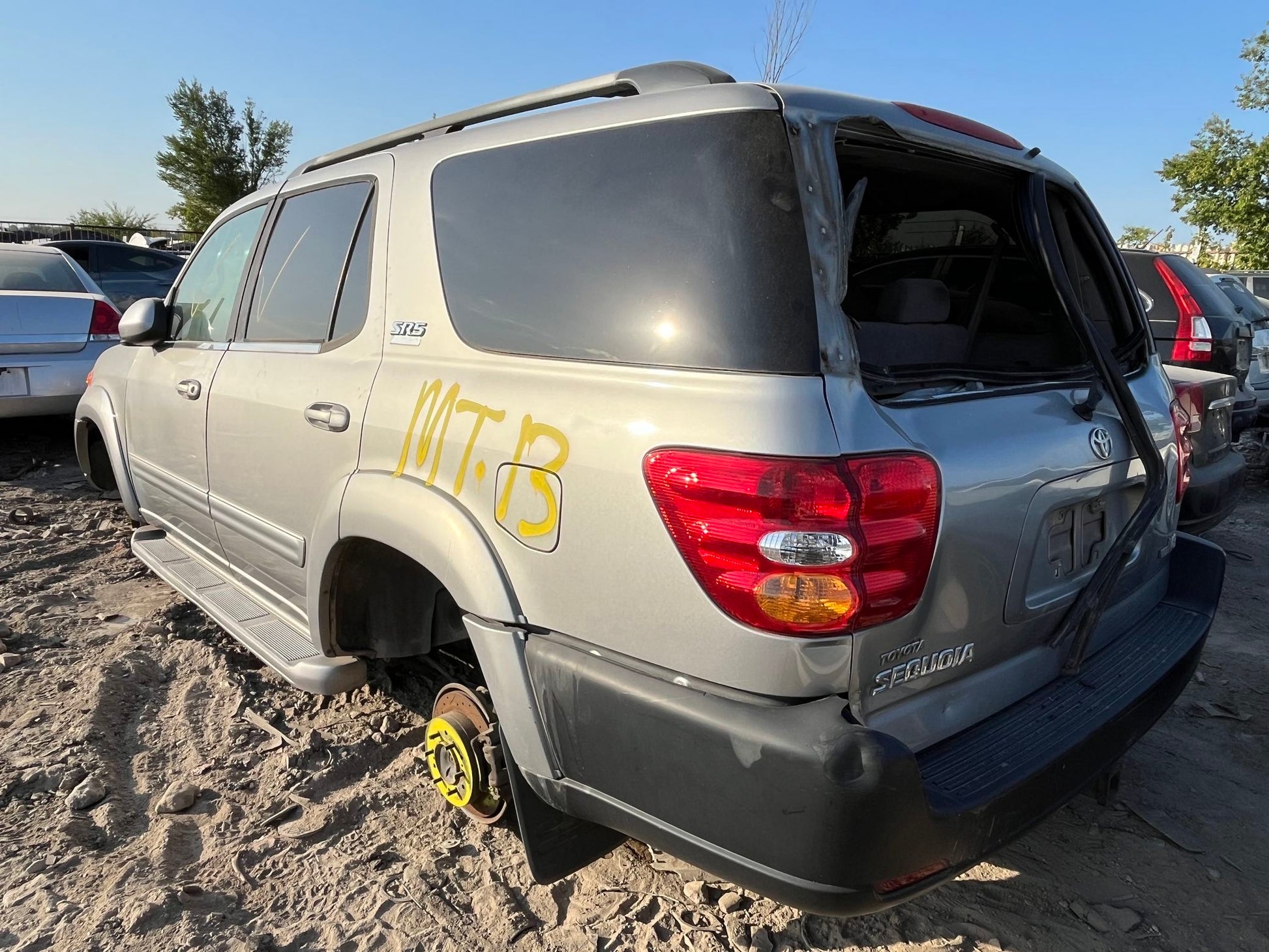Seat Belt Retractor Front Passenger Side 2001 - 2007 Toyota Sequoia