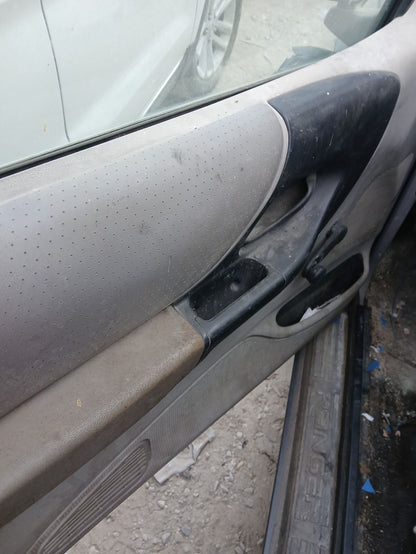 Door Window Glass Passenger Side 1998 - 2011 Ford Ranger