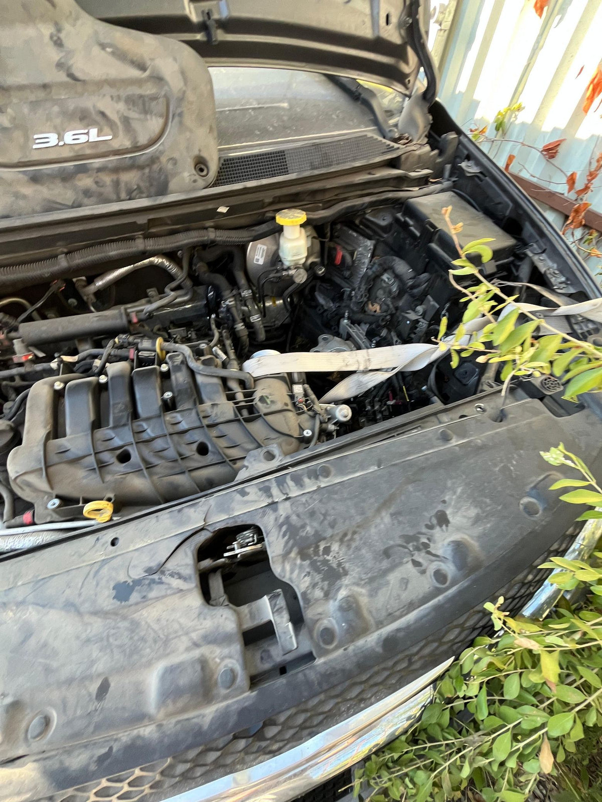 Center Console 2017 - 2027 Chrysler Pacifica